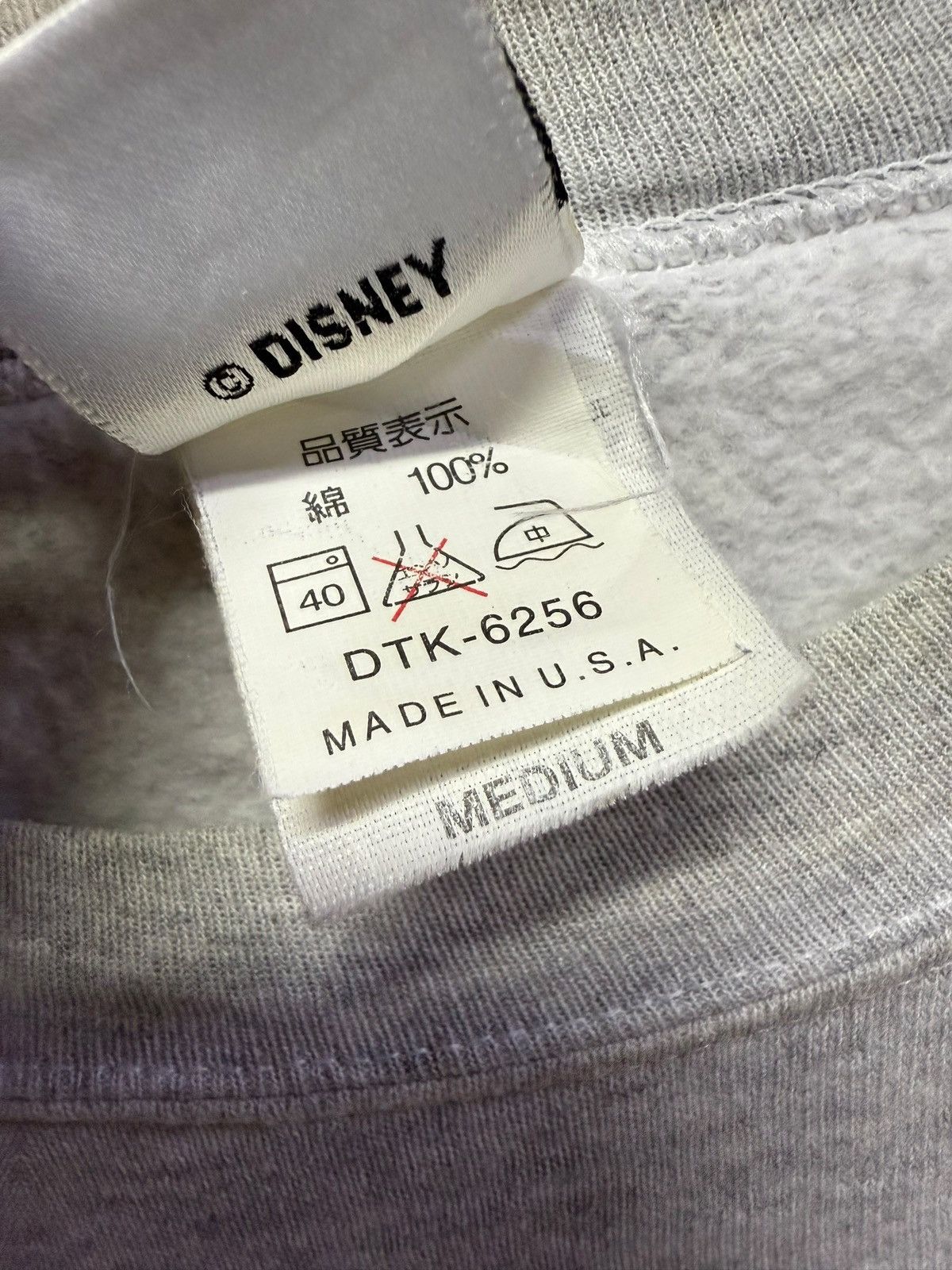 Mickey Mouse Vintage mickey mouse usa Size US M / EU 48-50 / 2 - 6 Thumbnail