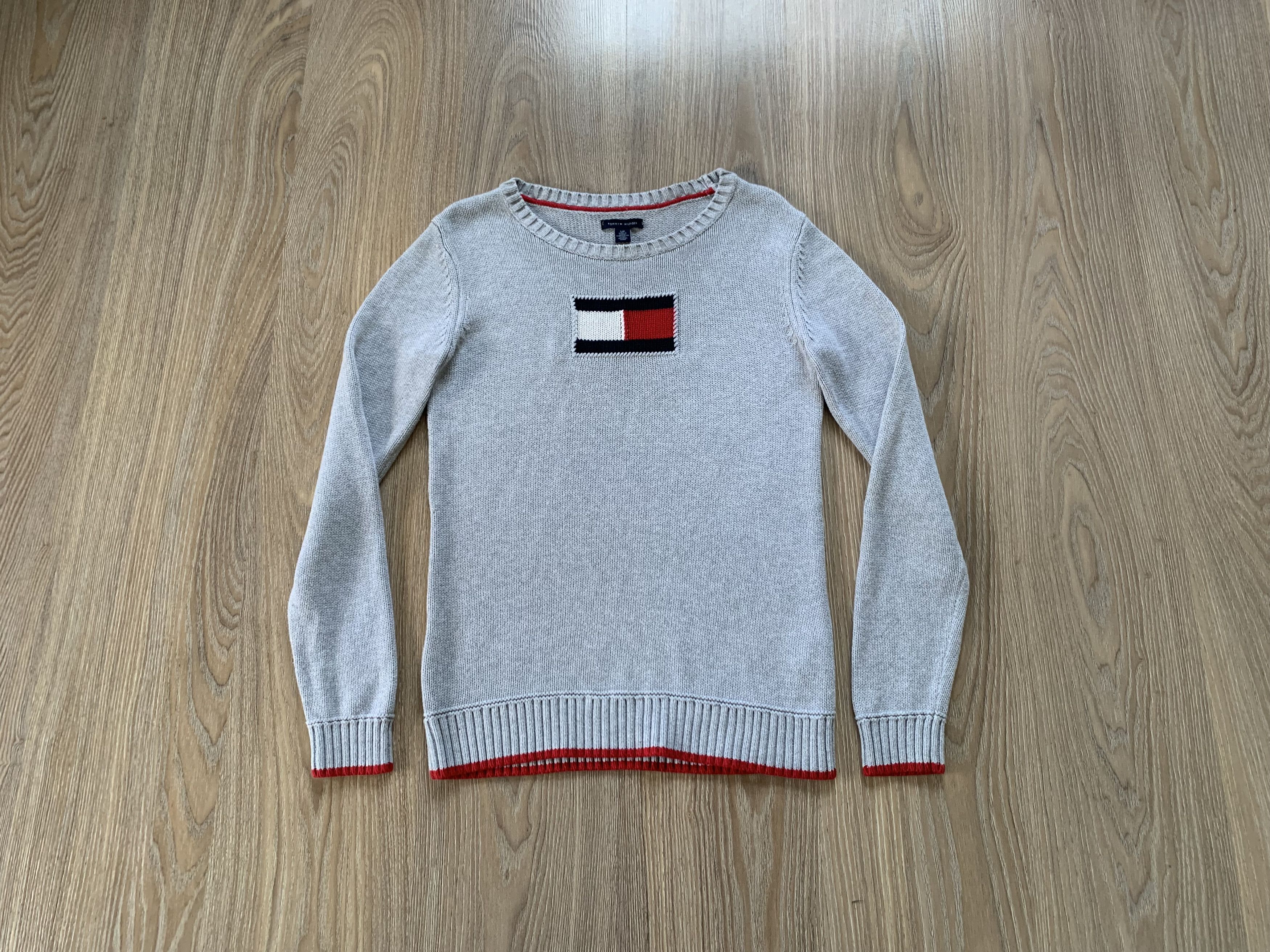 Tommy Hilfiger Tommy Hilfiger Knit Sweater Size S / US 4 / IT 40 - 1 Thumbnail