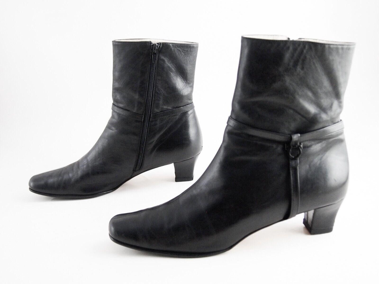 Salvatore Ferragamo Ferragamo Gancio Boots Black Leather Women US 10.5 B EU 40.5 Size US 10.5 / IT 40.5 - 2 Thumbnail