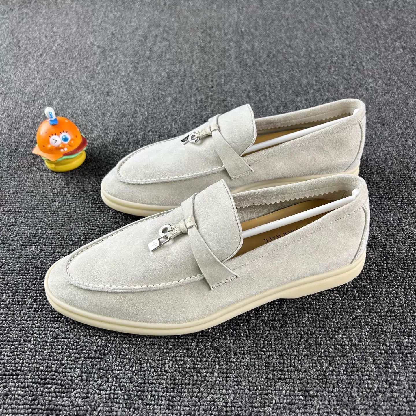 Loro Piana Loro Piana suede sneaker lock detail women's 38 Size US 7.5 / IT 37.5 - 1 Thumbnail