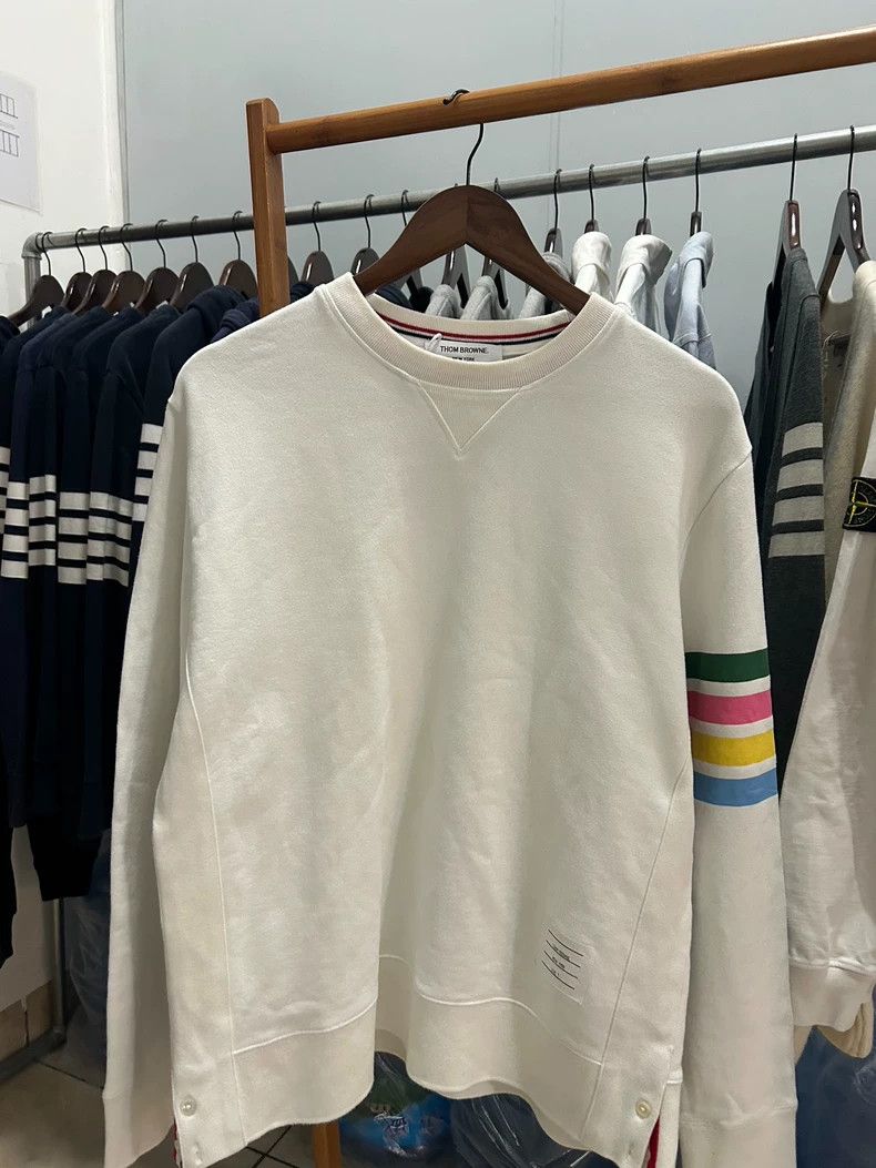 Thom Browne thom browneClassic 5-size four-striped round-neck sweatshir Size US XXL / EU 58 / 5 - 1 Thumbnail