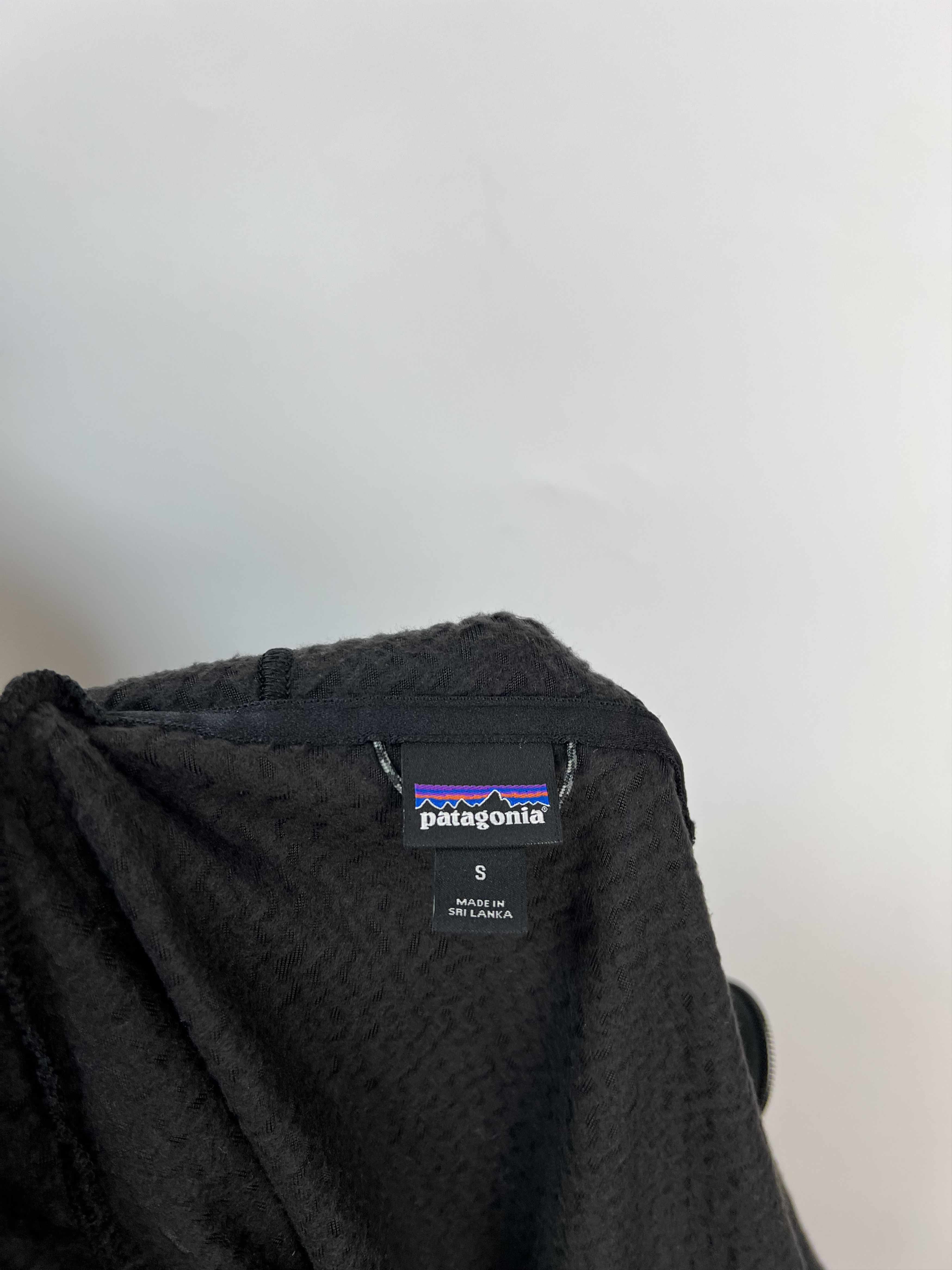 Patagonia Patagonia Full Zip Hooded Fleece Jacket Outdoor Hiking Size S / US 4 / IT 40 - 13 Thumbnail