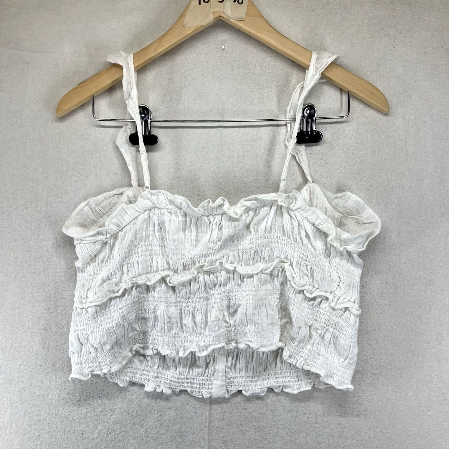 American Eagle Outfitters American Eagle Smocked Crop Top Medium White Ruffle Button Front Tie Strap Maid Size M / US 6-8 / IT 42-44 - 2 Thumbnail