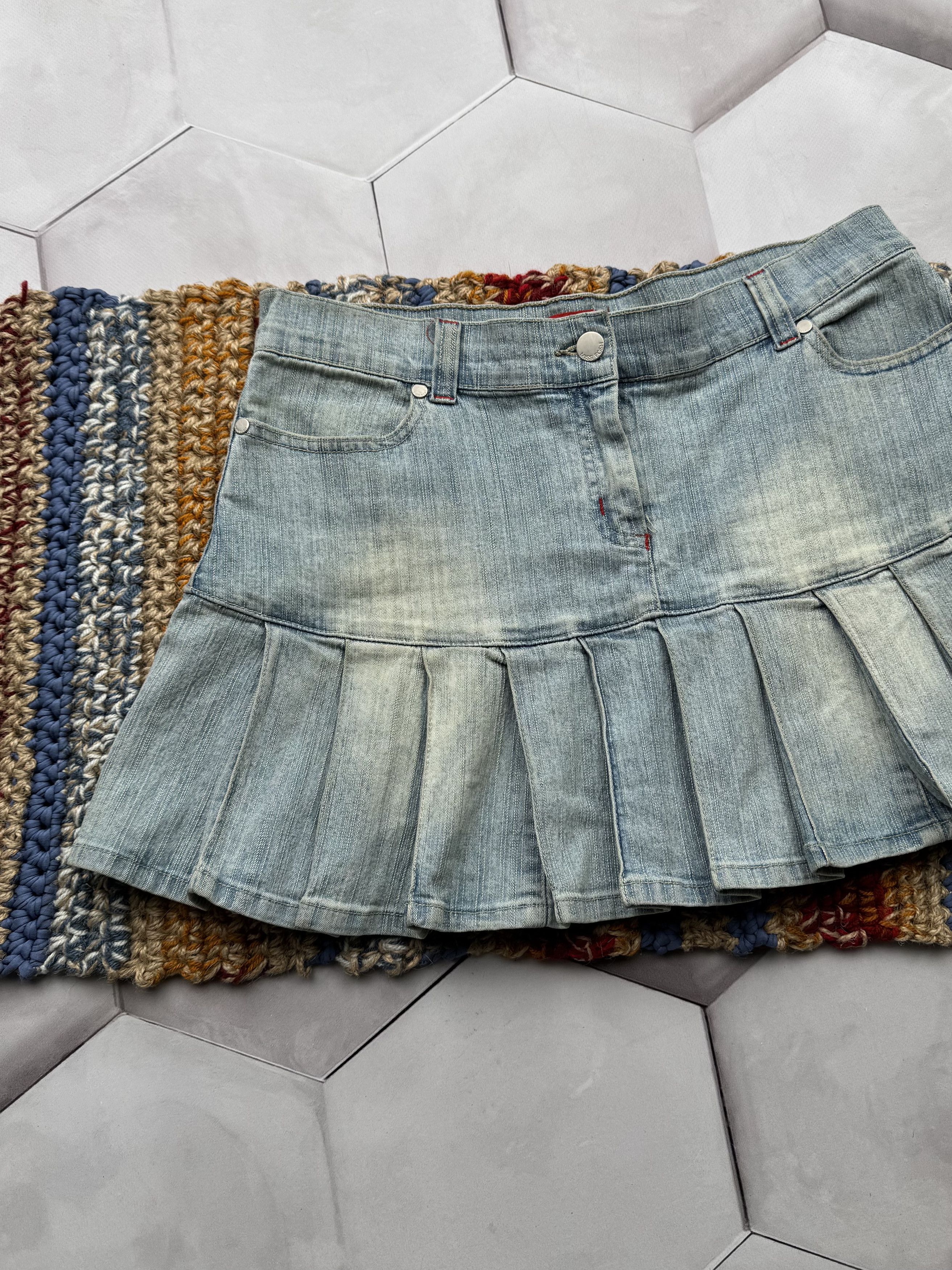 Vintage Vintage Flare Mini Skirt (E4) Size 30" / US 8 / IT 44 - 2 Thumbnail