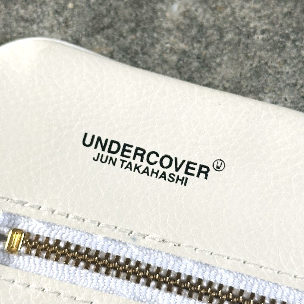 Undercover Sparkling Champagne Leather Pouch Size ONE SIZE - 3 Thumbnail