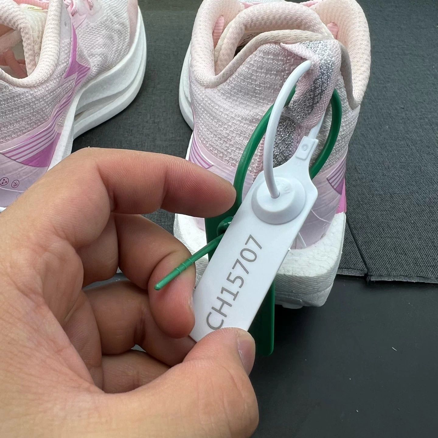 Other 361° Feiran 2 Taohua Yun White/Pink 43 Size US 9 / EU 42 - 9 Thumbnail