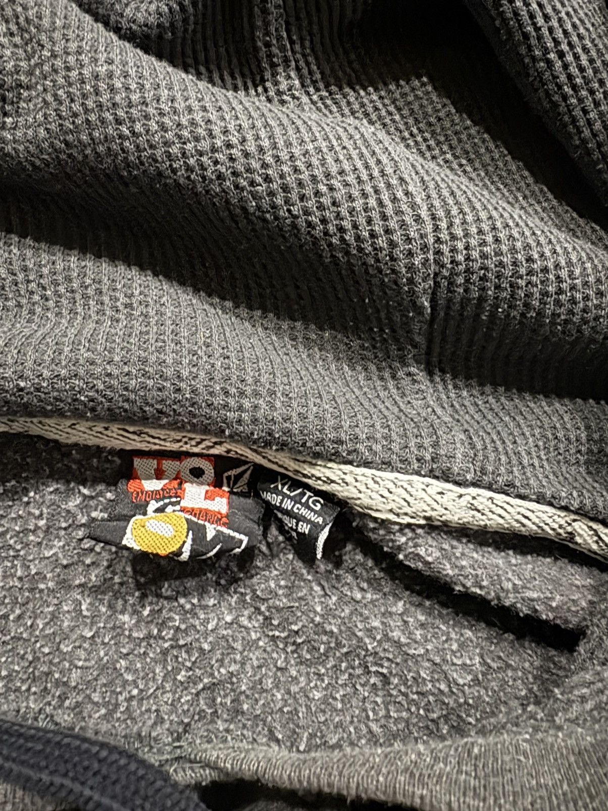 Volcom Y2K demon hoodie Size US XL / EU 56 / 4 - 3 Thumbnail