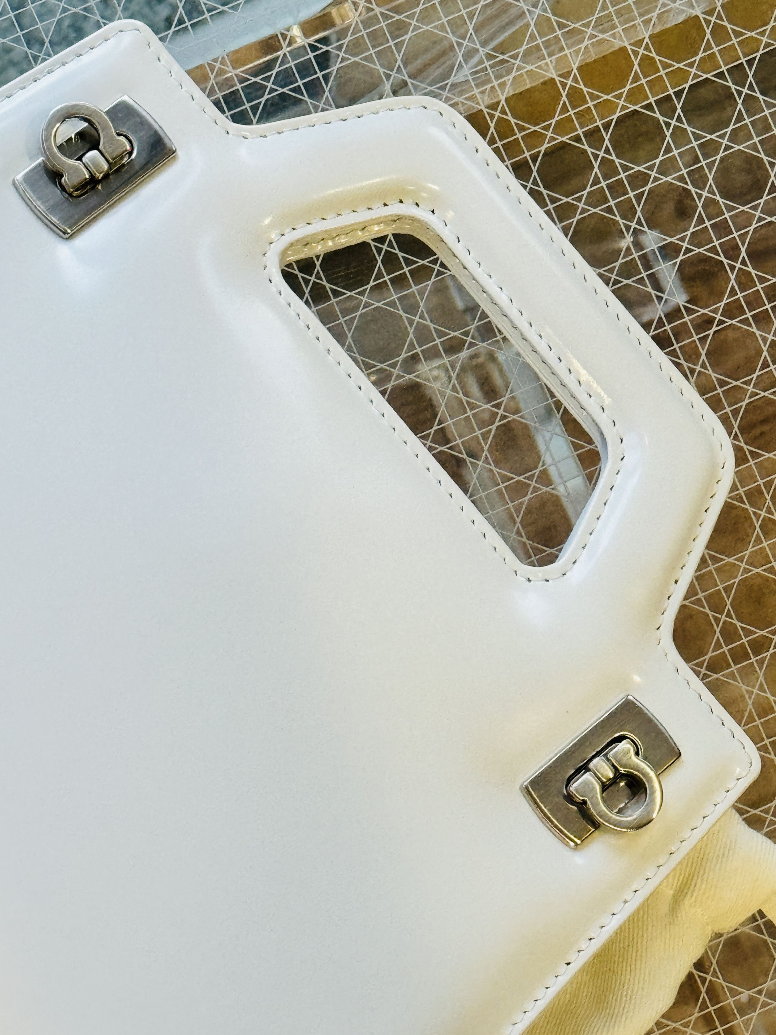 Salvatore Ferragamo Ferragamo Mini Wanda Bag Size ONE SIZE - 2 Thumbnail