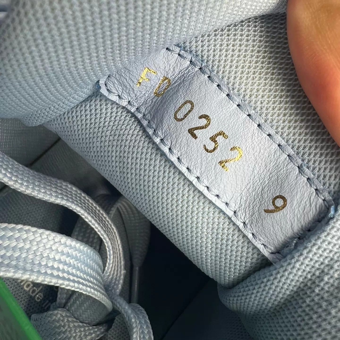 Louis Vuitton lv Trainer Sky Blue UK9/43 Near New Size US 10 / EU 43 - 6 Thumbnail