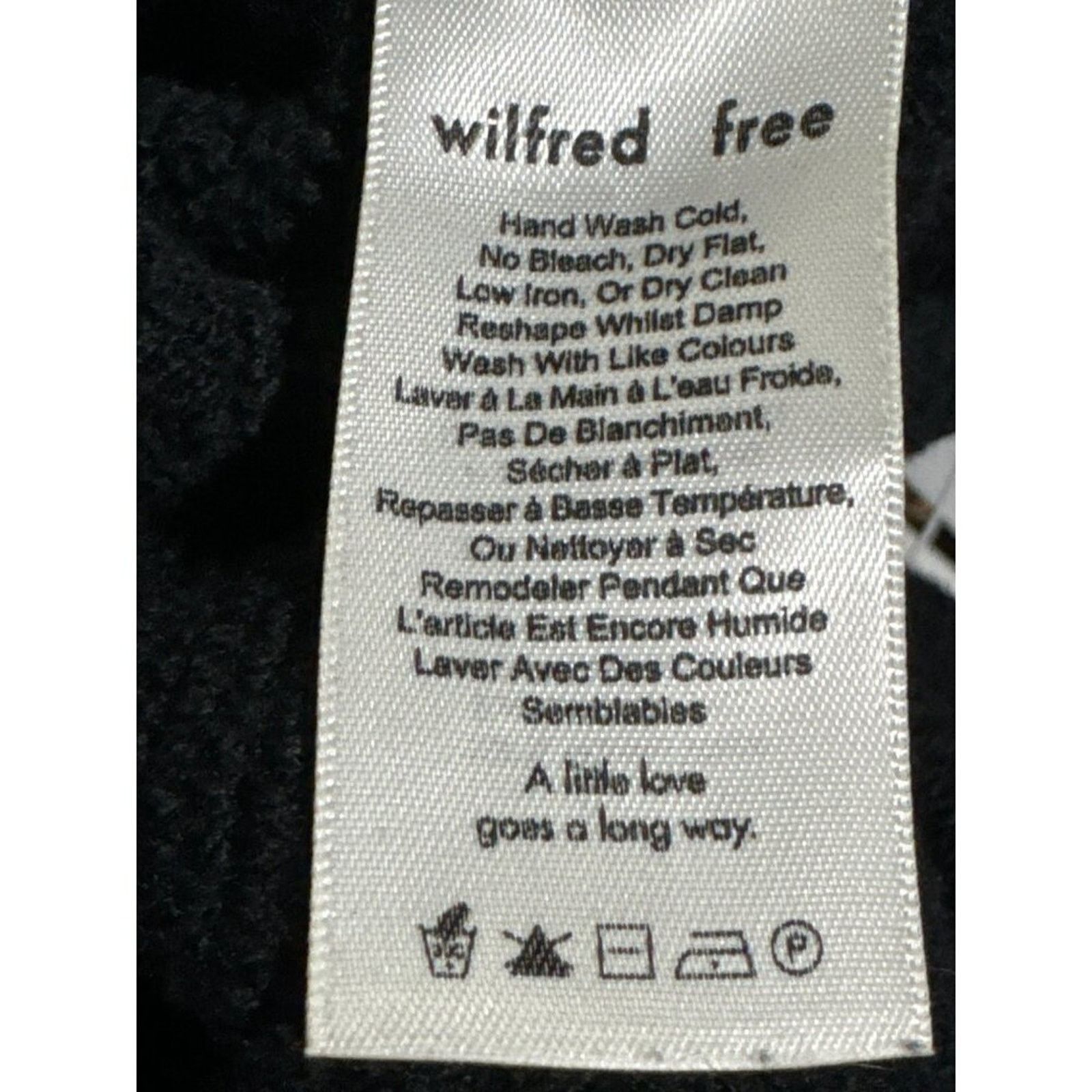 Aritzia Aritzia Wilfred Sweater Small Merino Wool Lolan Crop Black Size S / US 4 / IT 40 - 6 Thumbnail