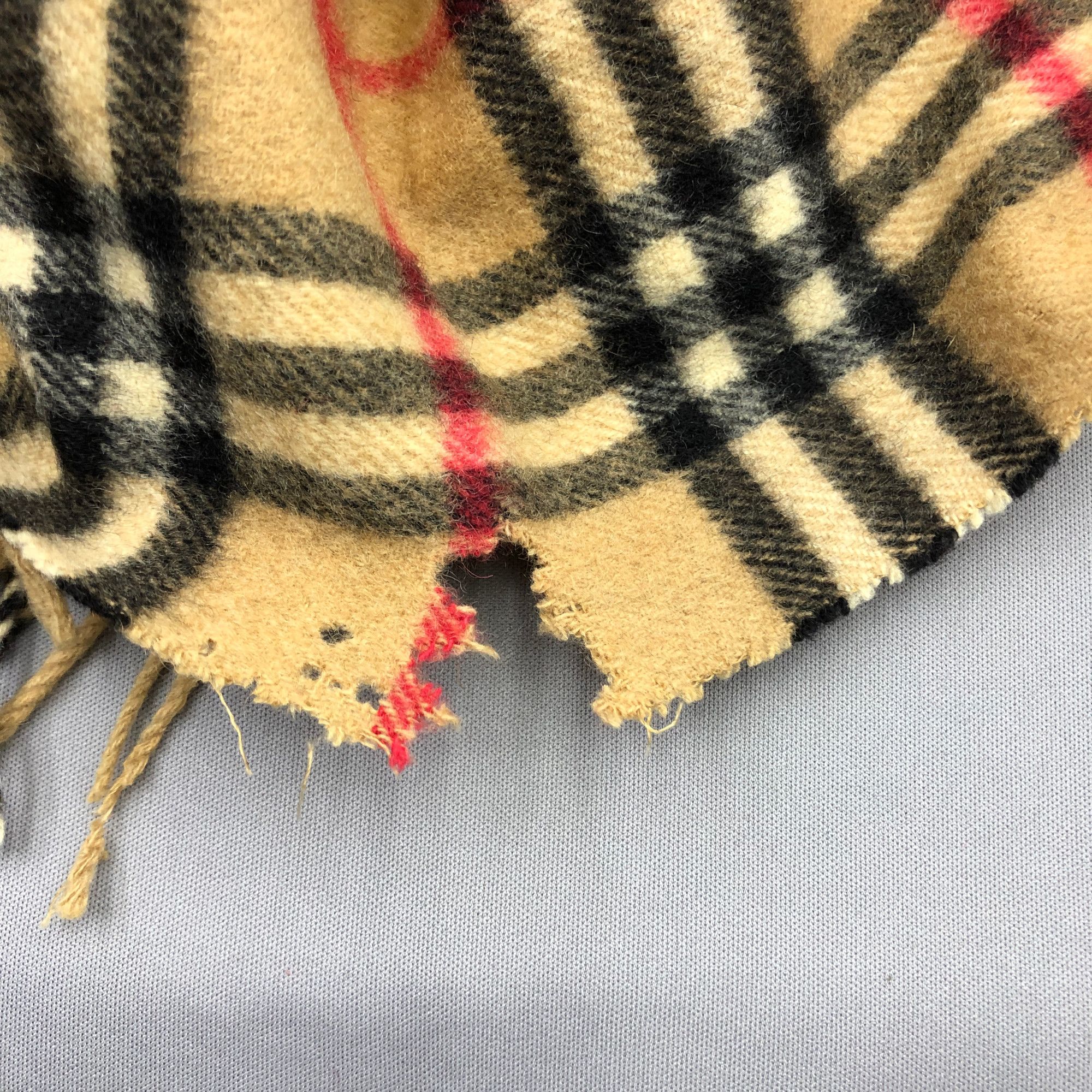 Burberry Vintage Burberry Scarf Muffler Wool Cashmere Scarves Size ONE SIZE - 6 Thumbnail
