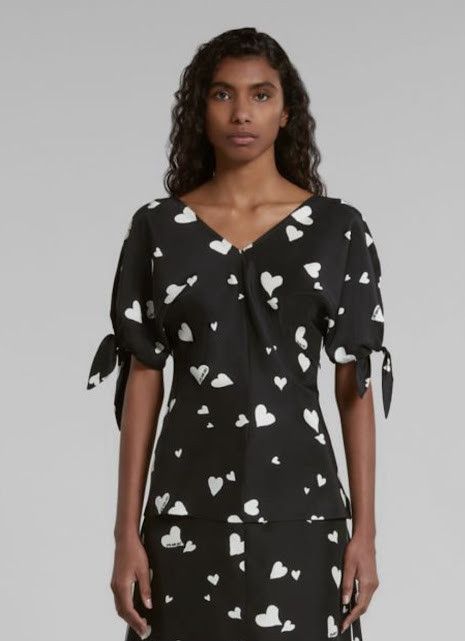 Marni o1w1db11024 Bunch of Hearts Silk Blouse in Black Size S / US 4 / IT 40 - 1 Thumbnail