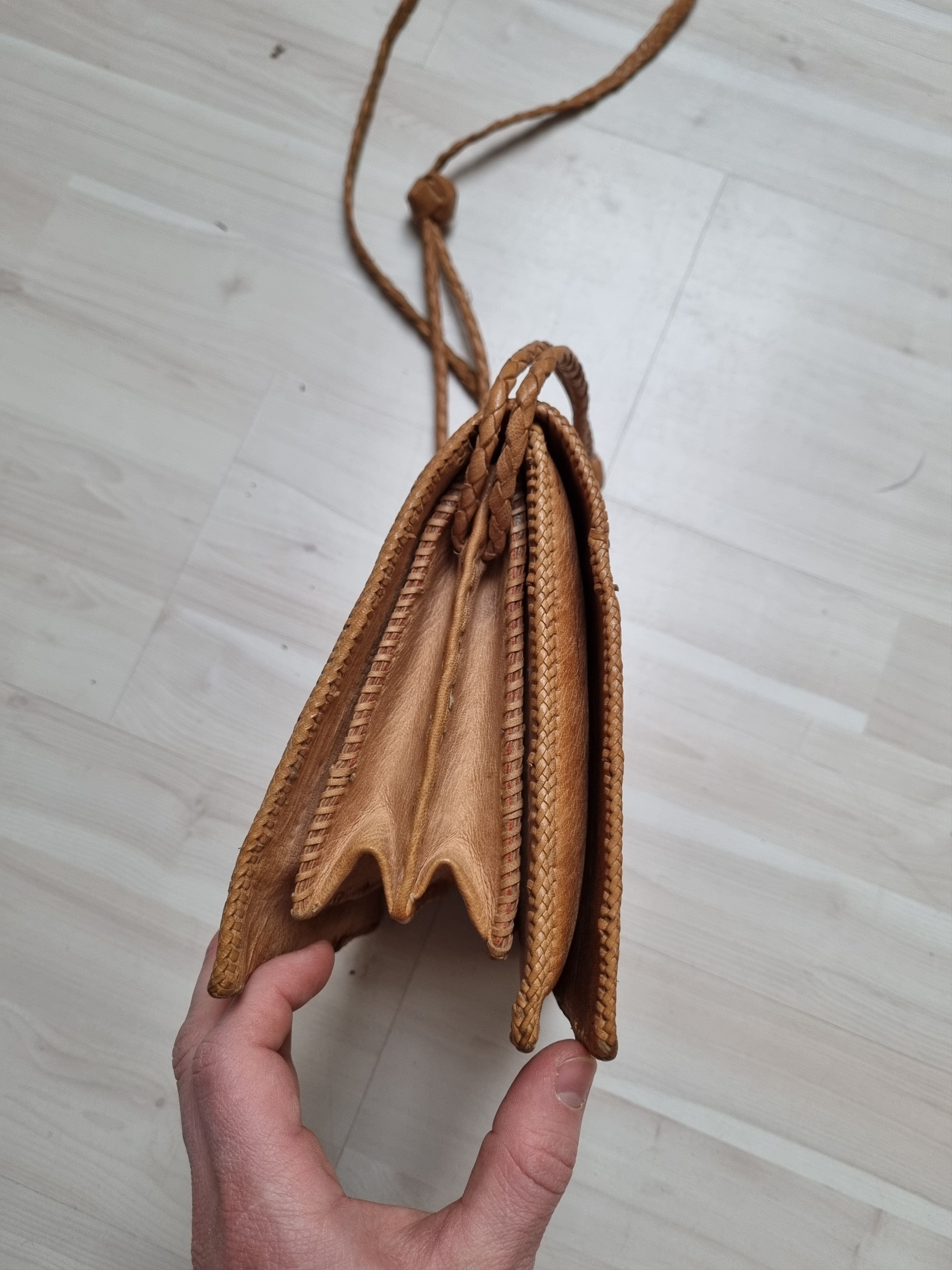 Handmade Vintage Genuine Alligator Shoulder Purse Clutch crocodile Size ONE SIZE - 20 Thumbnail