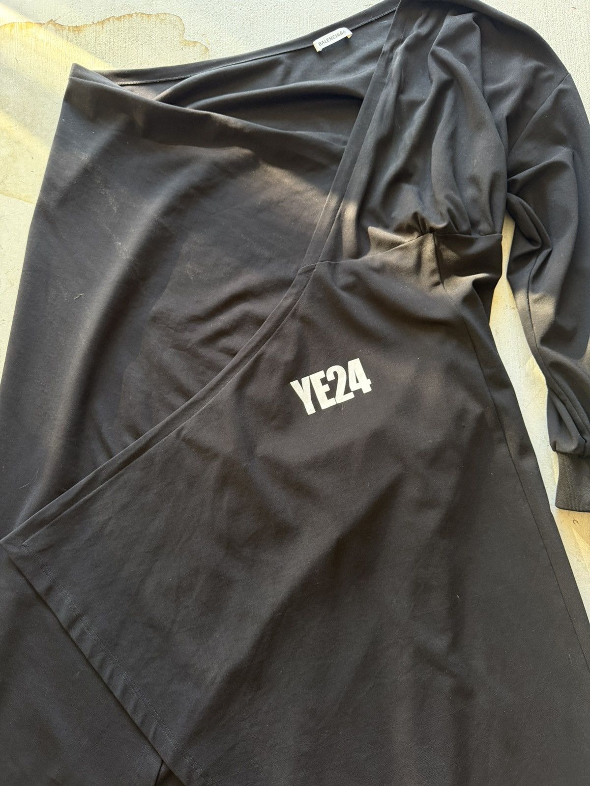 Balenciaga 1/1 YEEZY × Balenciaga YE24 Campaign One-Armed Cloak Size US L / EU 52-54 / 3 - 2 Thumbnail