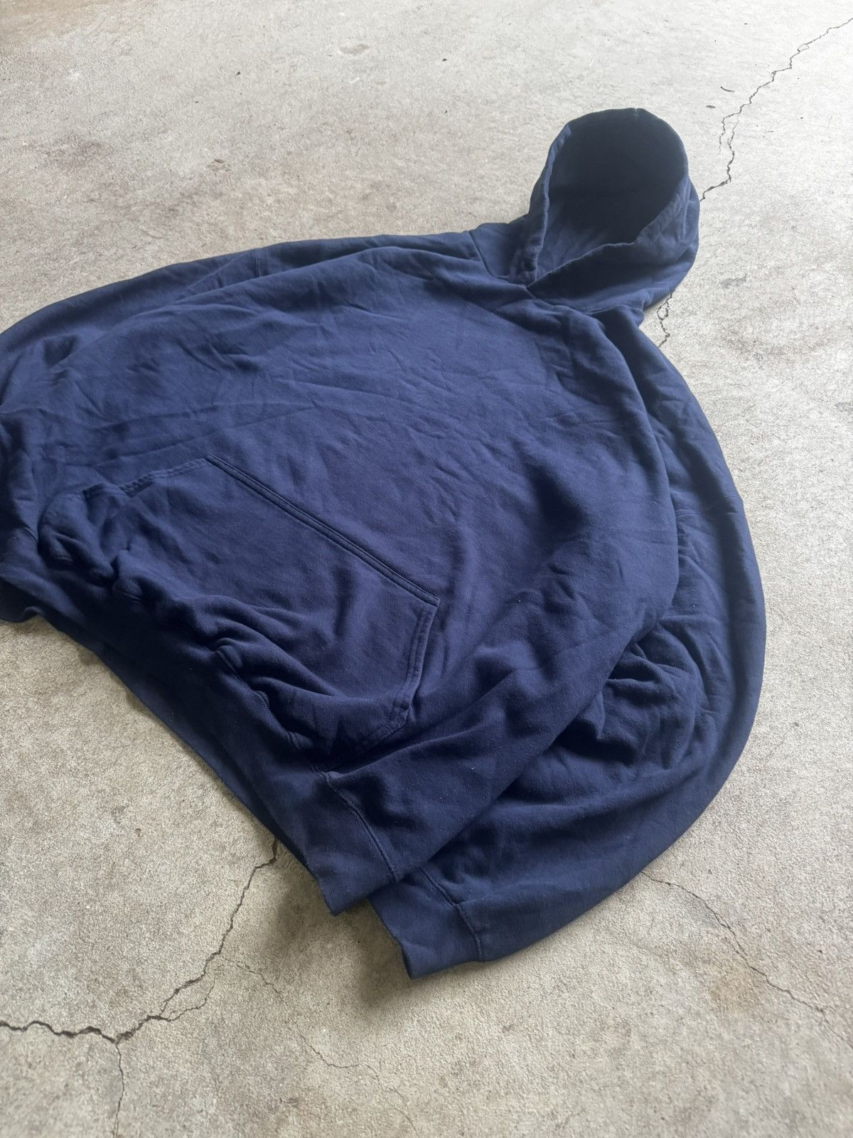 Vintage Boxy oversize blank navy blue hoodie Size US XXL / EU 58 / 5 - 2 Thumbnail