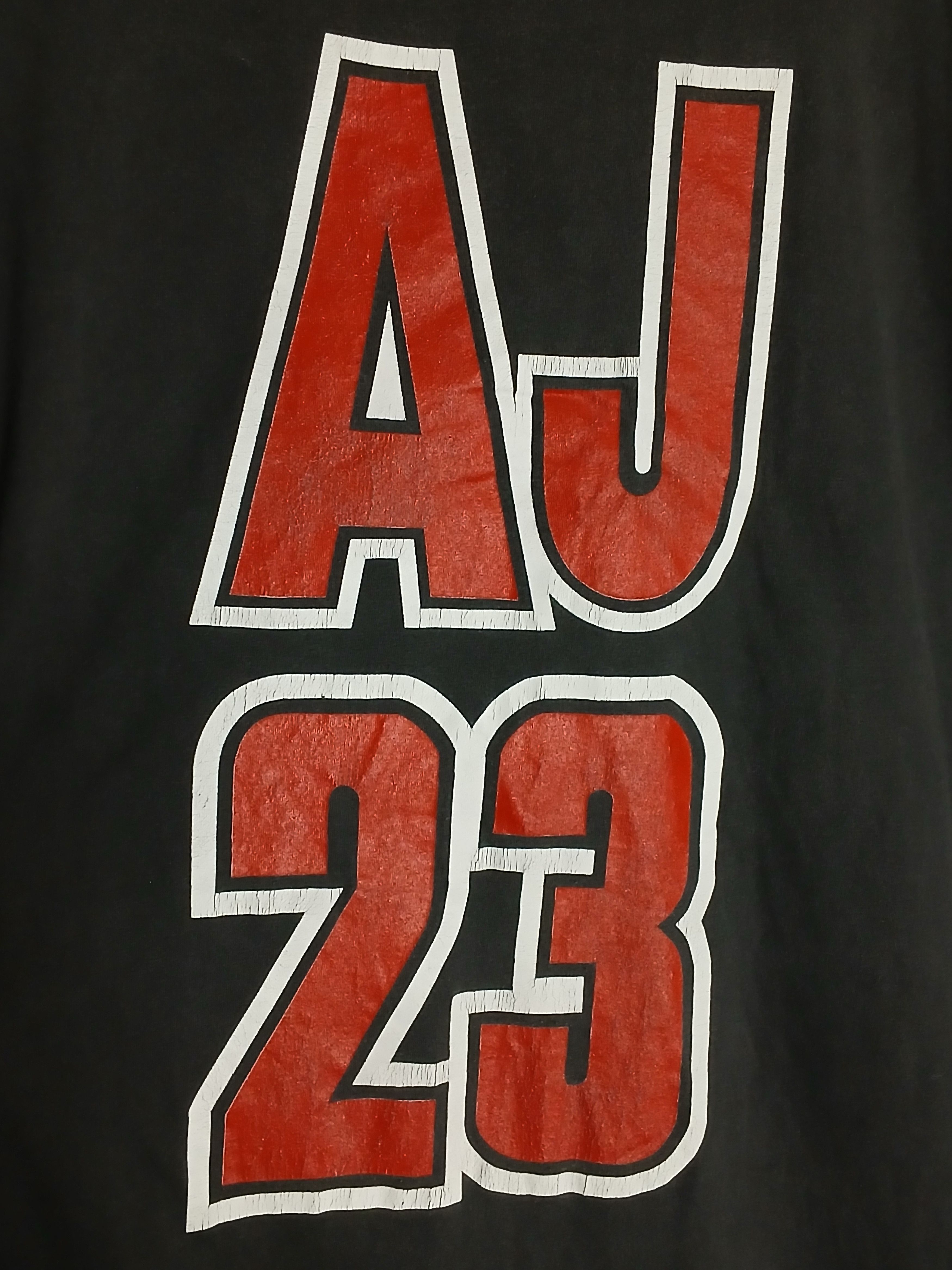 Jordan Brand Vintage Nike Air Jordan T-Shirt Size US XL / EU 56 / 4 - 3 Thumbnail