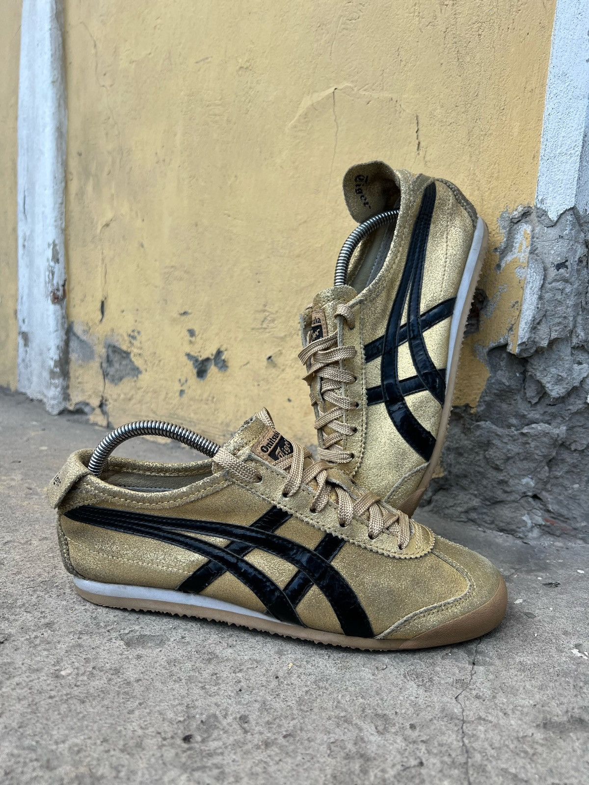 Onitsuka Tiger Mexico 66 | Grailed