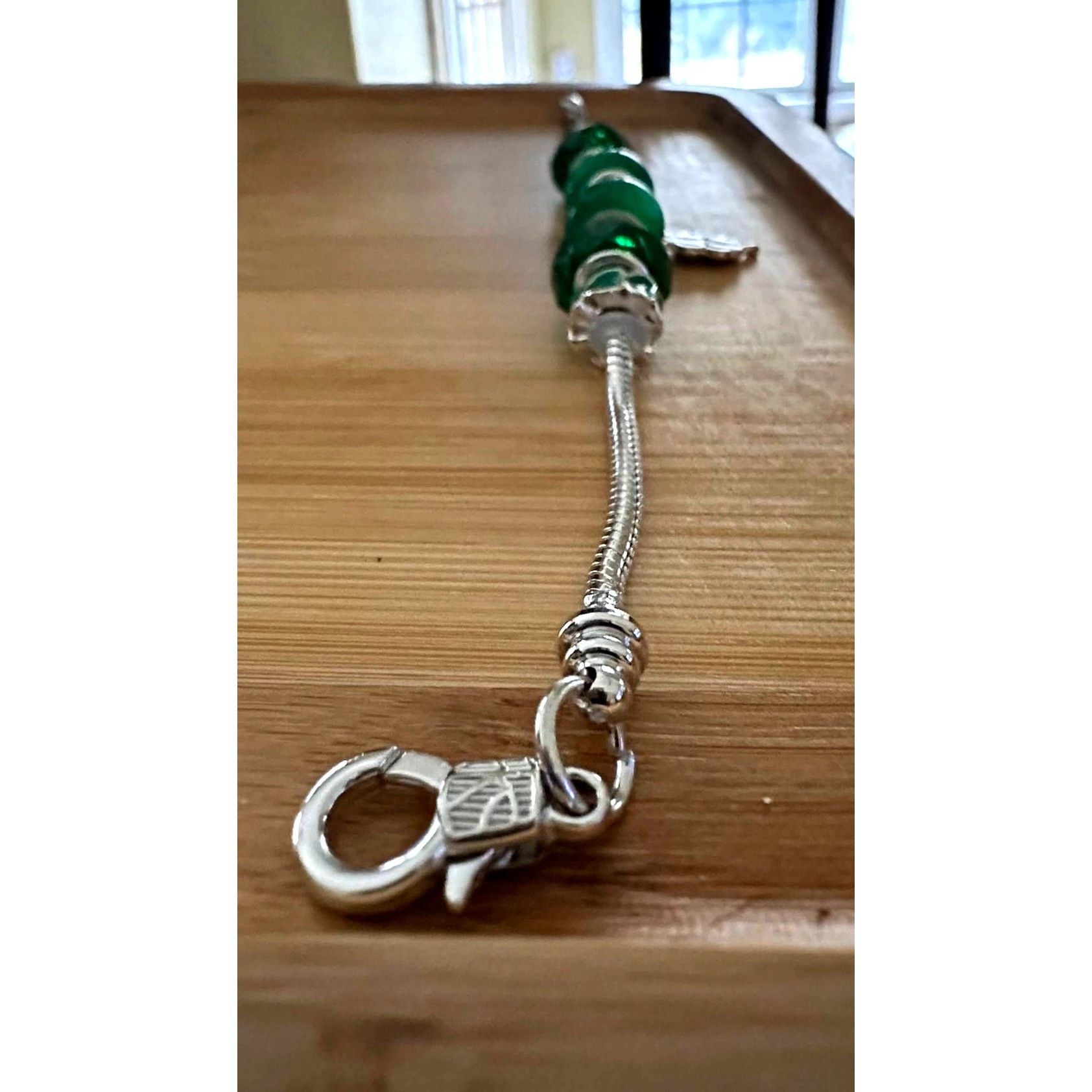 Handmade St Patricks Day Four Leaf Clover Bracelet New Beaded Charms Size ONE SIZE - 8 Thumbnail