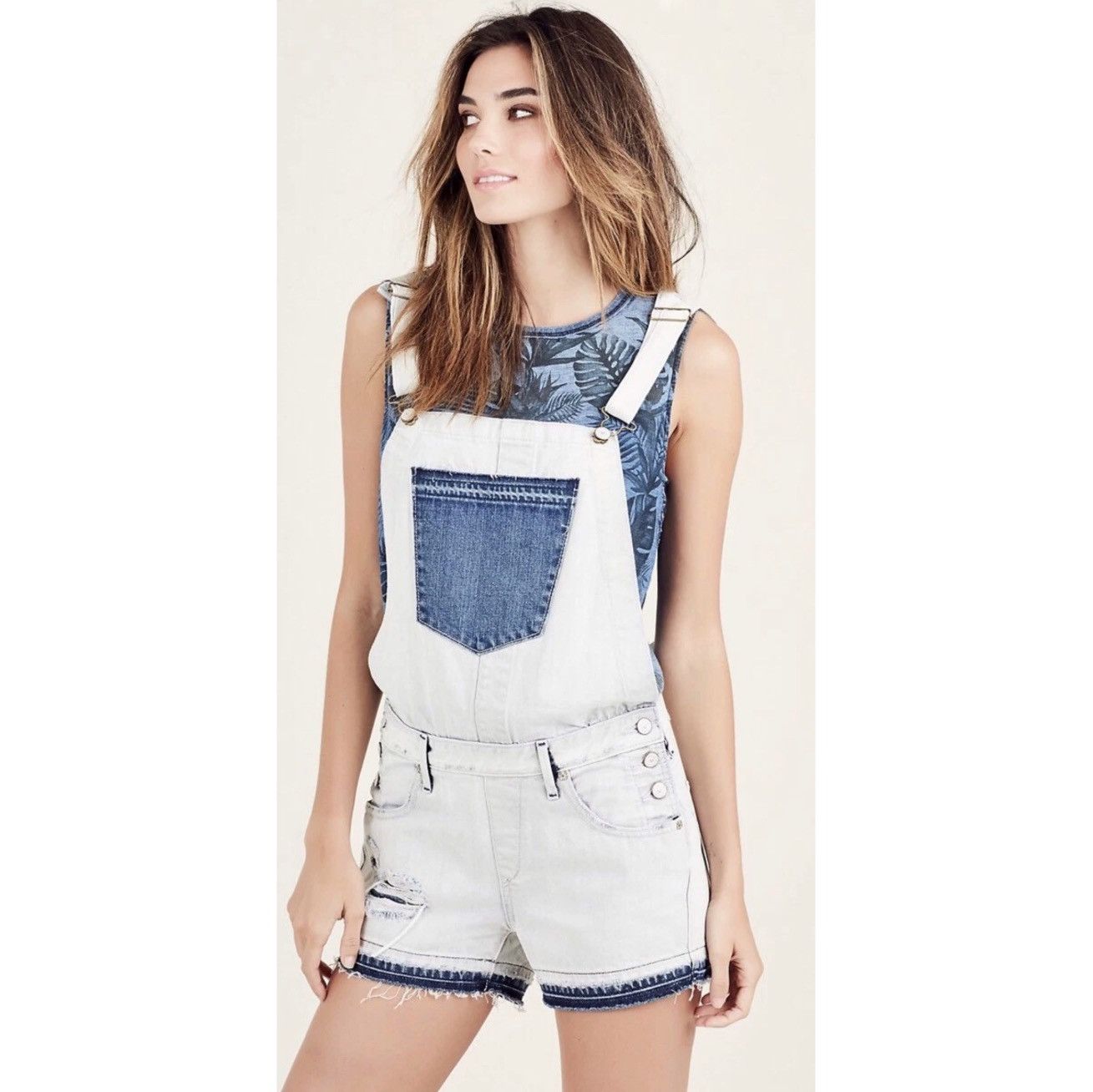 True Religion True Religion Light Spectrum Denim Overall Shorts Size 26" / US 2 / IT 38 - 1 Thumbnail