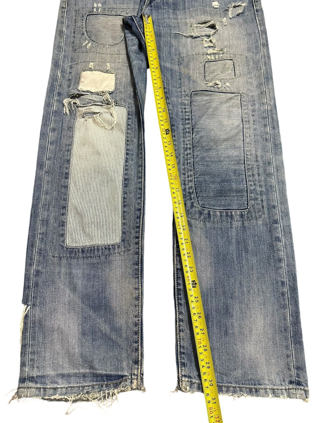 Levi's Vintage 90s Levis Faded Wash Distressed Style Loose Jeans Size US 35 - 13 Thumbnail