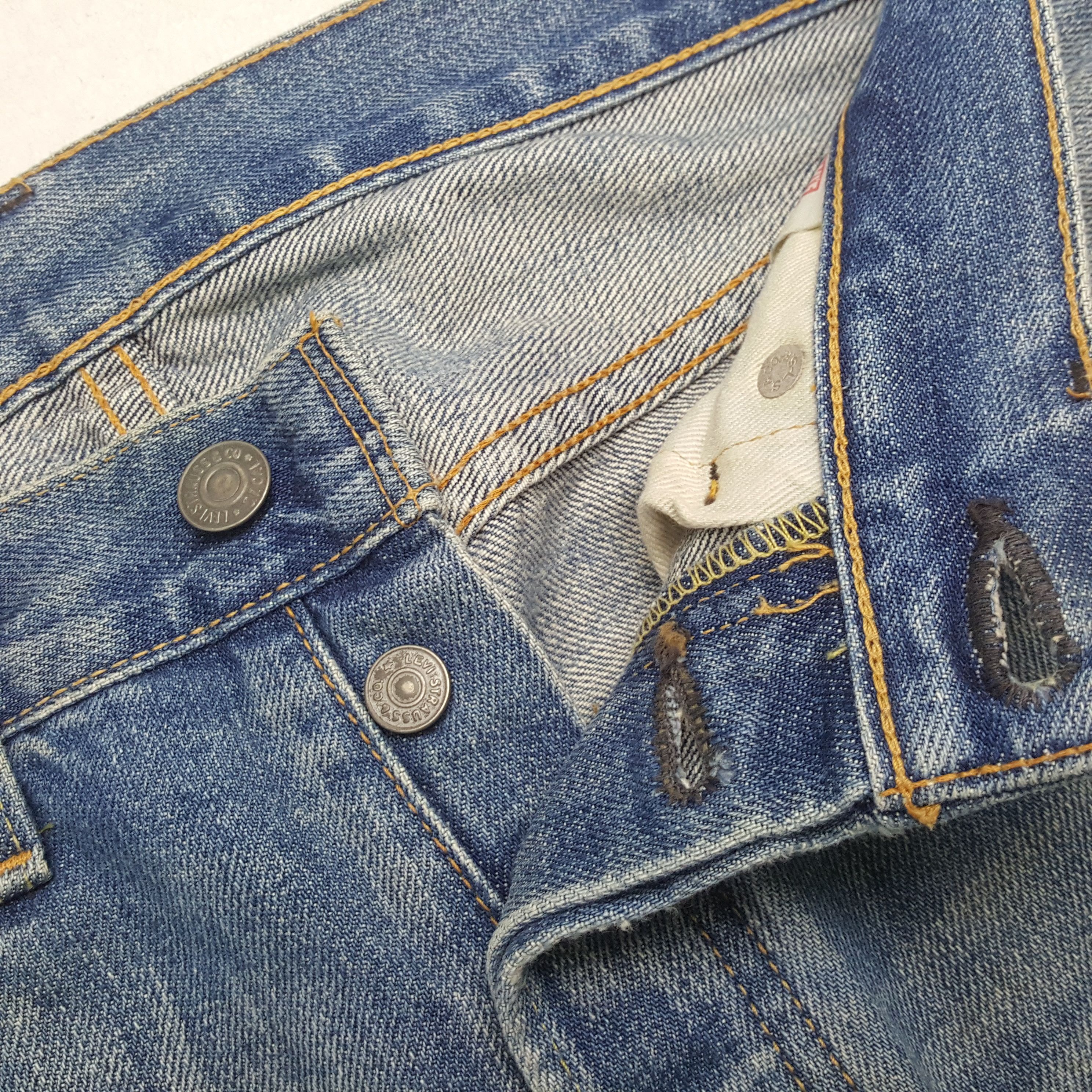 Levi's Vintage Levis 501 Redline Big E Distressed Jeans RR14 Size US 29 - 13 Thumbnail