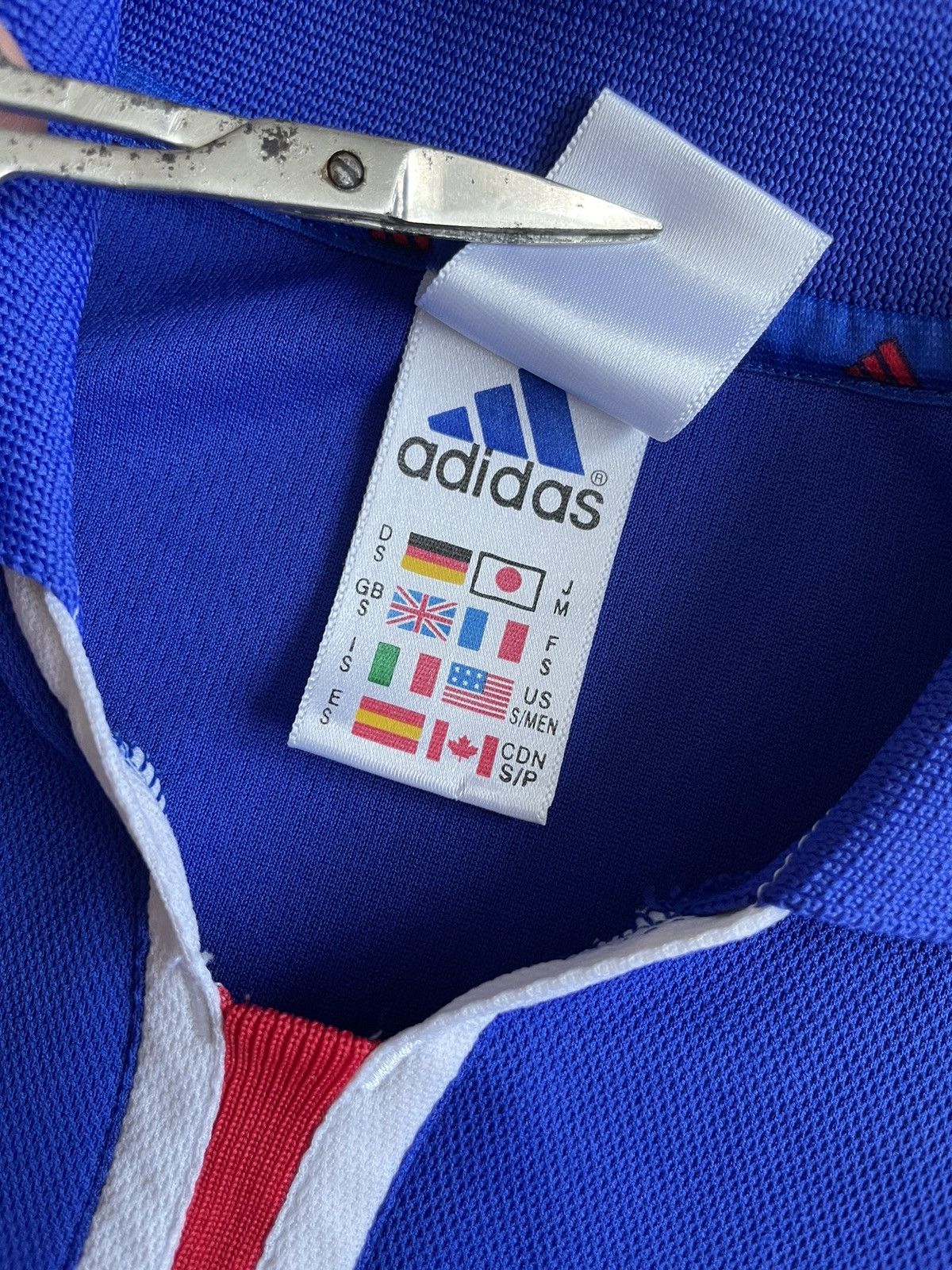 Vintage Adidas France National Team 2000 Home Soccer Jersey Vintage Size US S / EU 44-46 / 1 - 5 Thumbnail