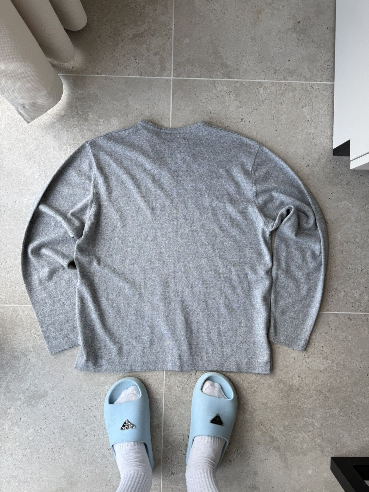 Lyle & Scott Lyle & Scott V-Neck Sweater – Grey Size US M / EU 48-50 / 2 - 2 Thumbnail