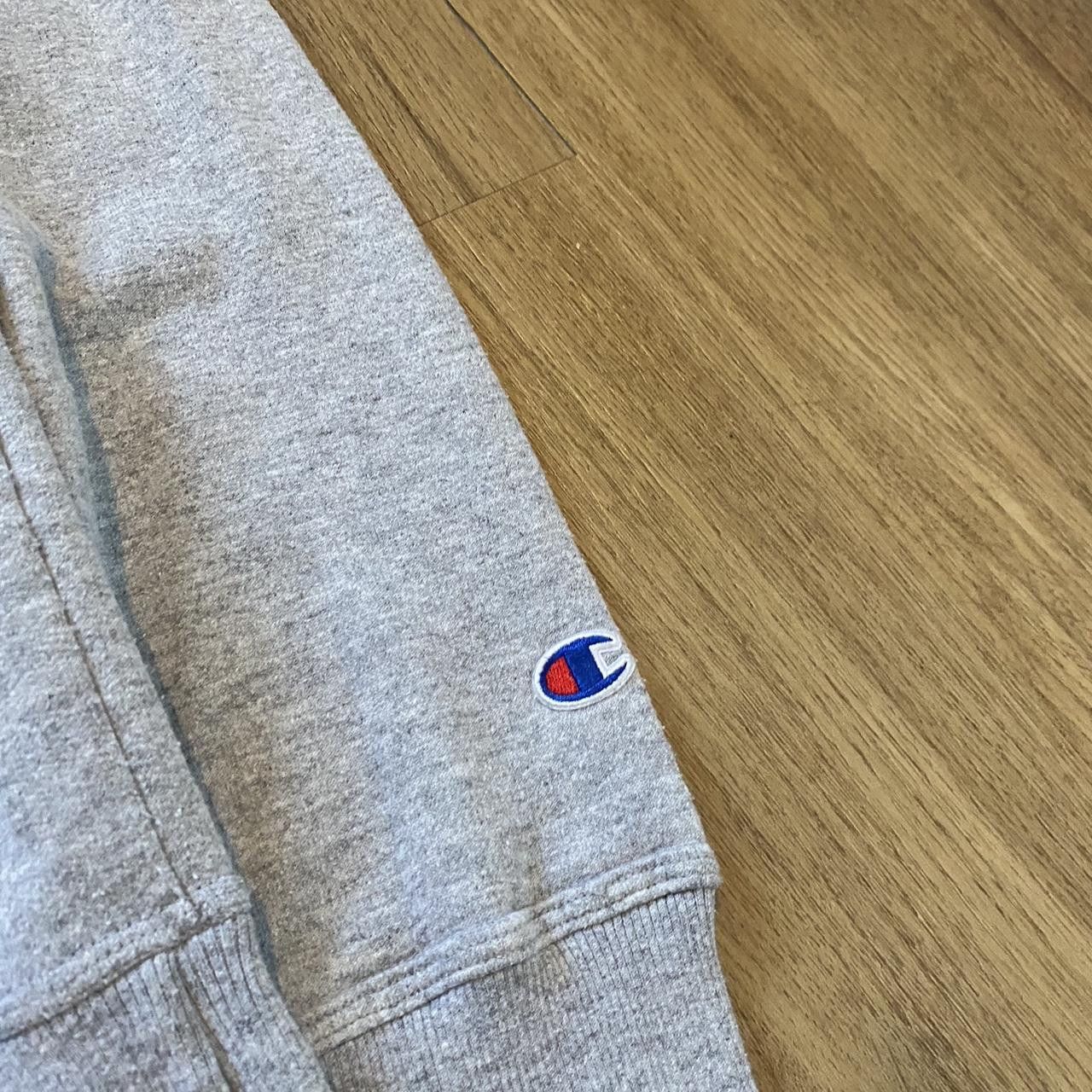 Champion Grey Champion crewneck sweatshirt Streetwear Size US M / EU 48-50 / 2 - 4 Thumbnail