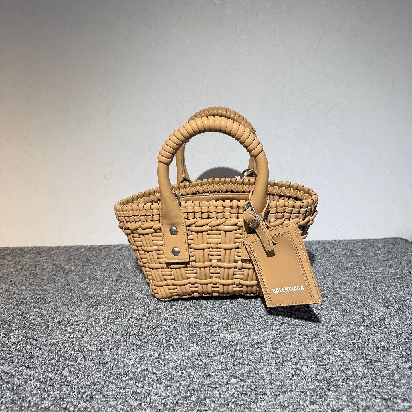 Balenciaga Balenciaga Bistro Woven Basket Bag Brown Size ONE SIZE - 1 Thumbnail