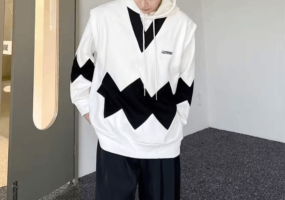 Japanese Brand Two Tone Zig Zag Hoodie Size US L / EU 52-54 / 3 - 1 Thumbnail