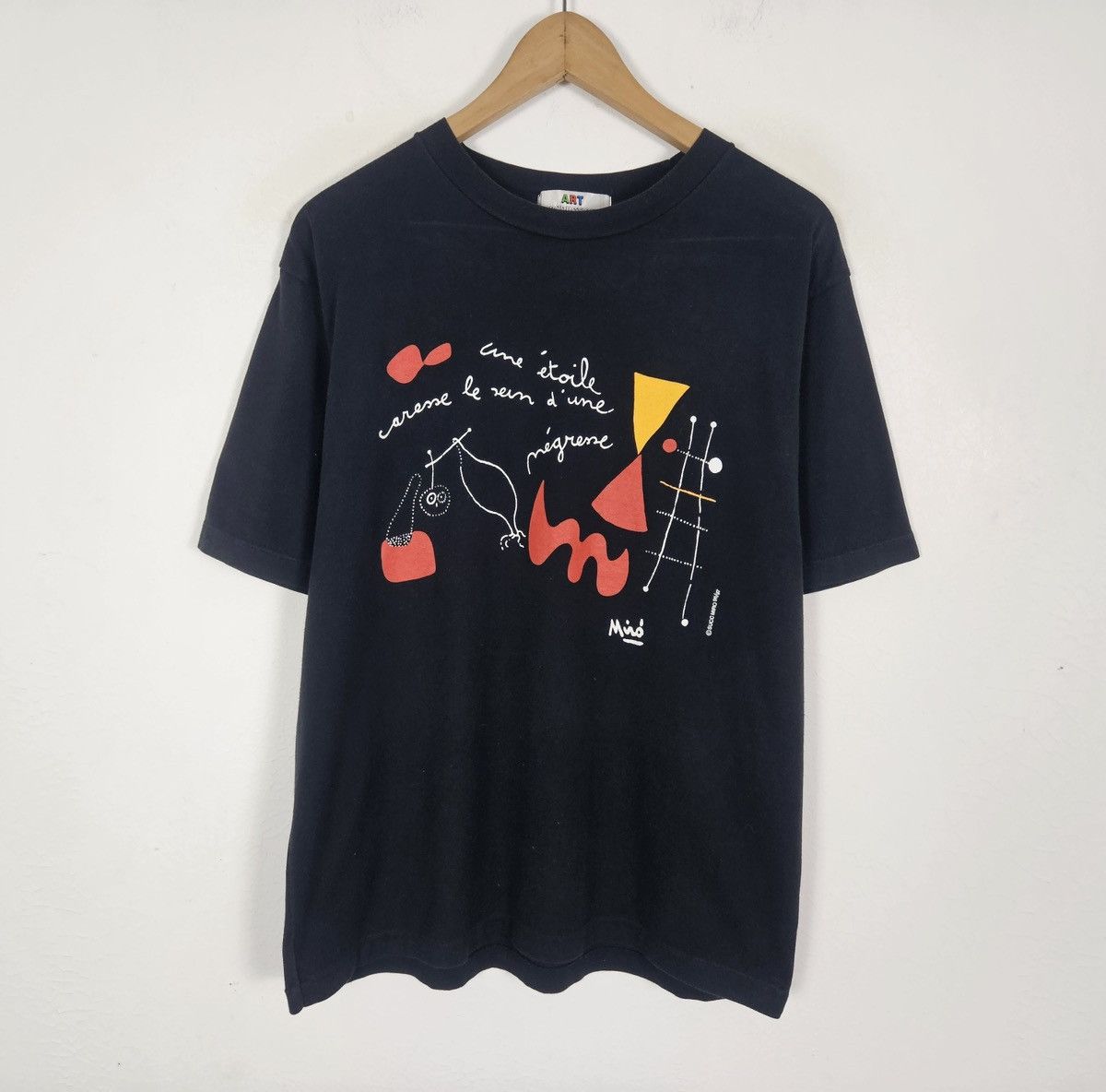 Vintage Vintage 90s Succ Joan Miro Art Printed Tee shirt Size US XL / EU 56 / 4 - 2 Thumbnail