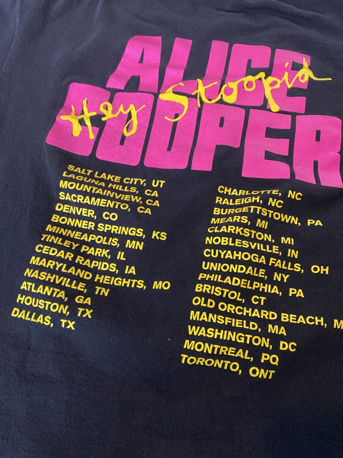 Vintage Vintage 1991 Alice Cooper Tour T Shirt Rare Medium Size US M / EU 48-50 / 2 - 3 Thumbnail