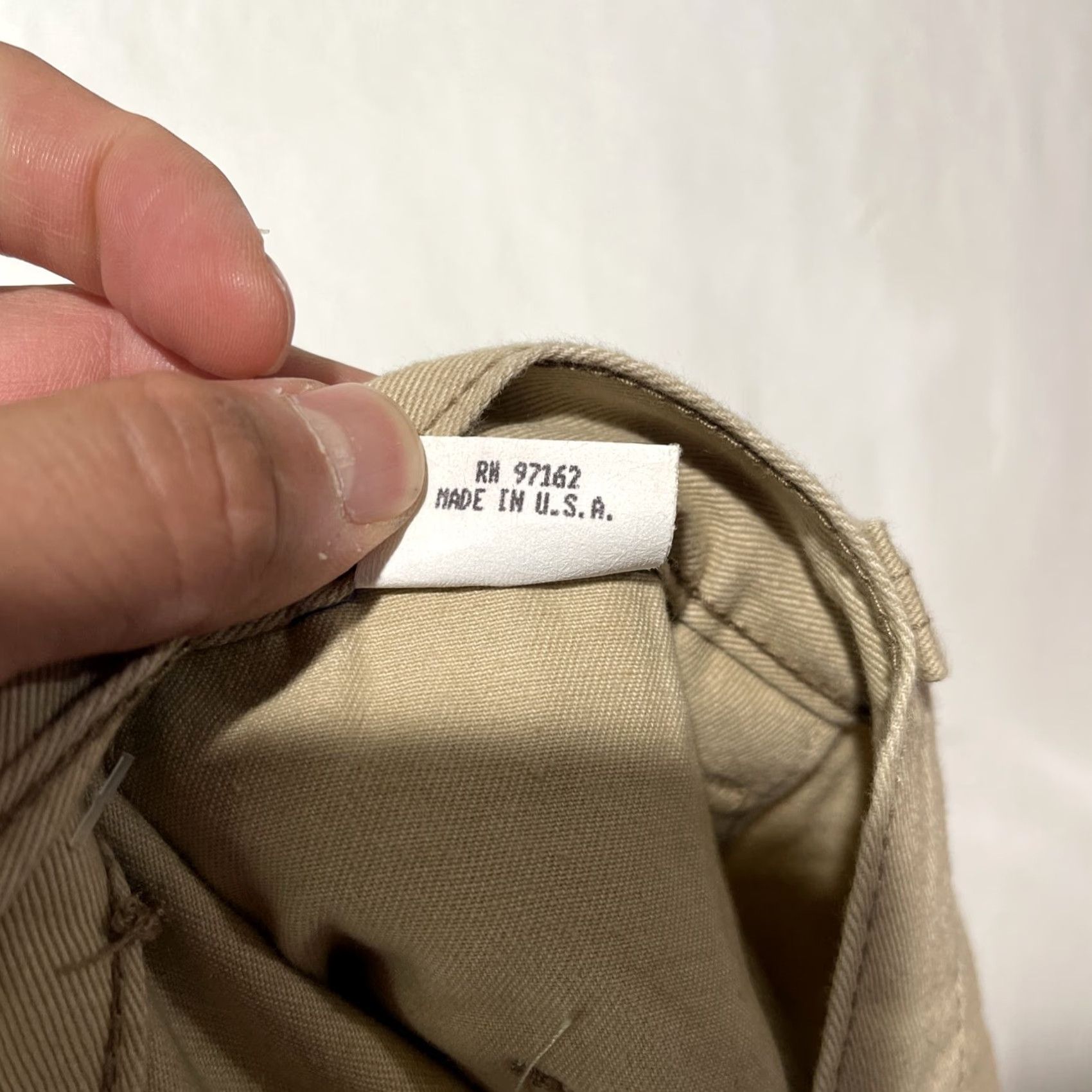 Dr. Martens VINTAGE Dr Martens Cargo Pants Mens 36x34 Beige Baggy AirWair Cargo Pants Mens Beige 80s 90s Army City Mens Size US 36 / EU 52 - 7 Thumbnail
