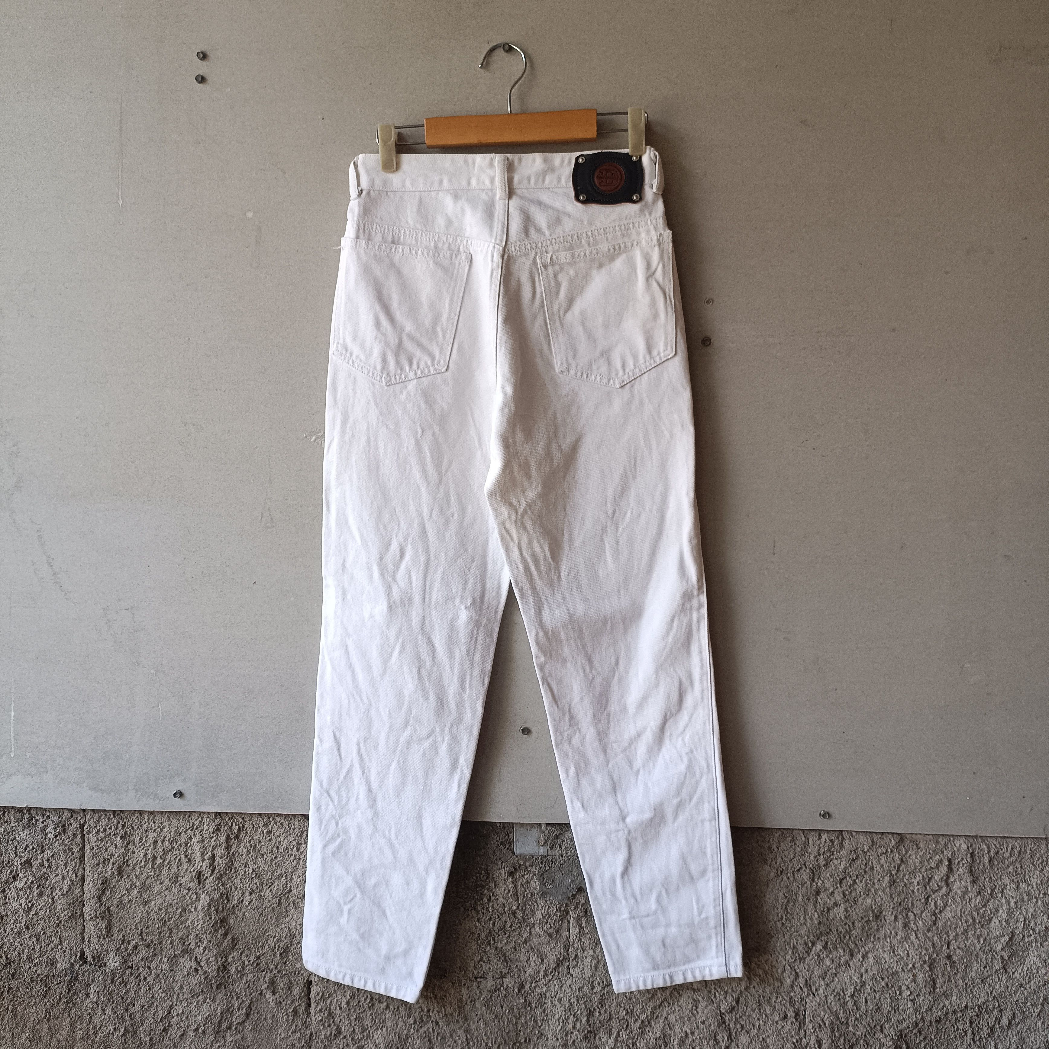 Boneville Boneville Cp company White jeans Size 28" / US 6 / IT 42 - 1 Thumbnail