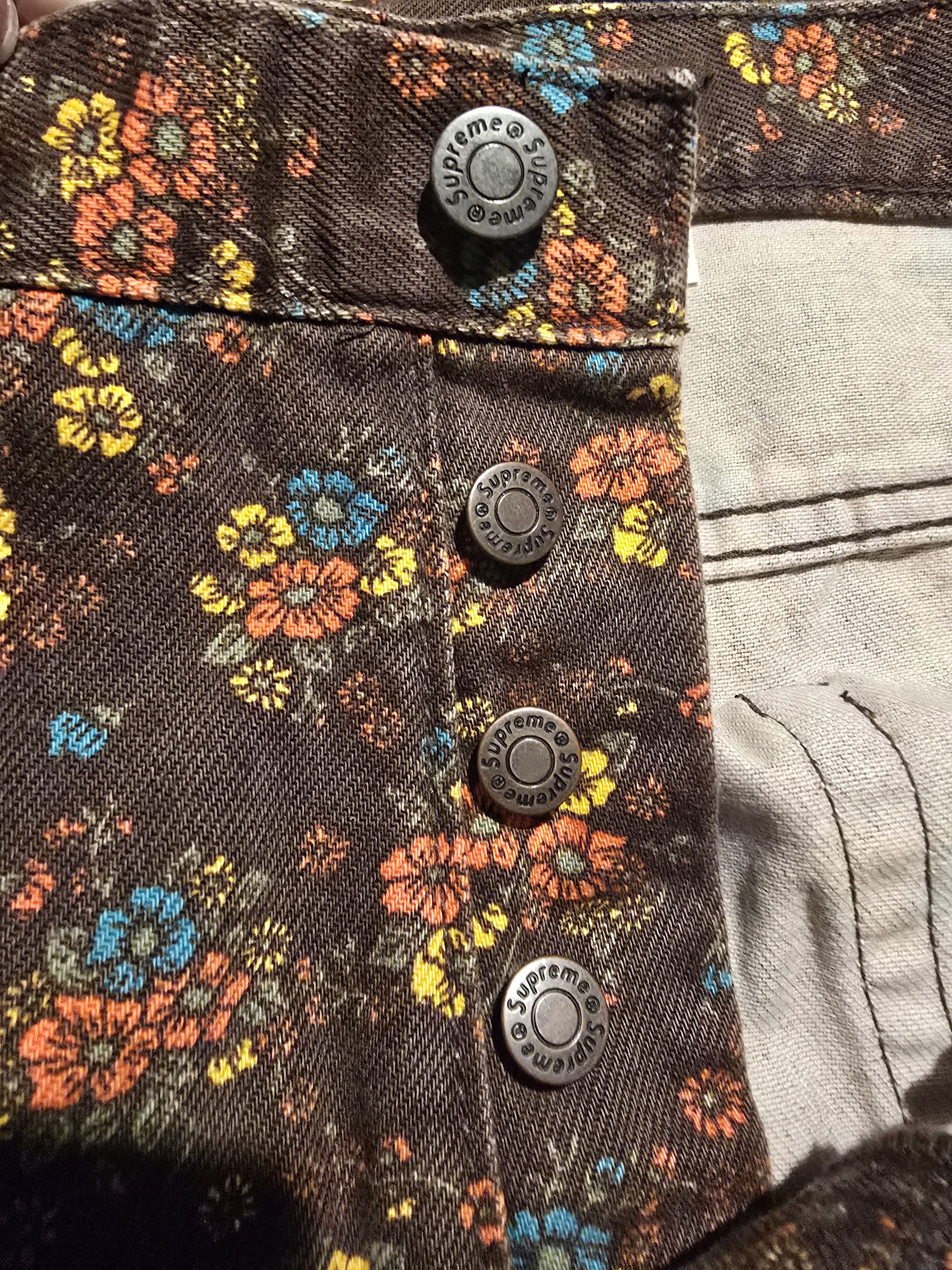 Supreme Supreme Regular Jean 'Flowers' (SS22). Size US 34 / EU 50 - 12 Thumbnail