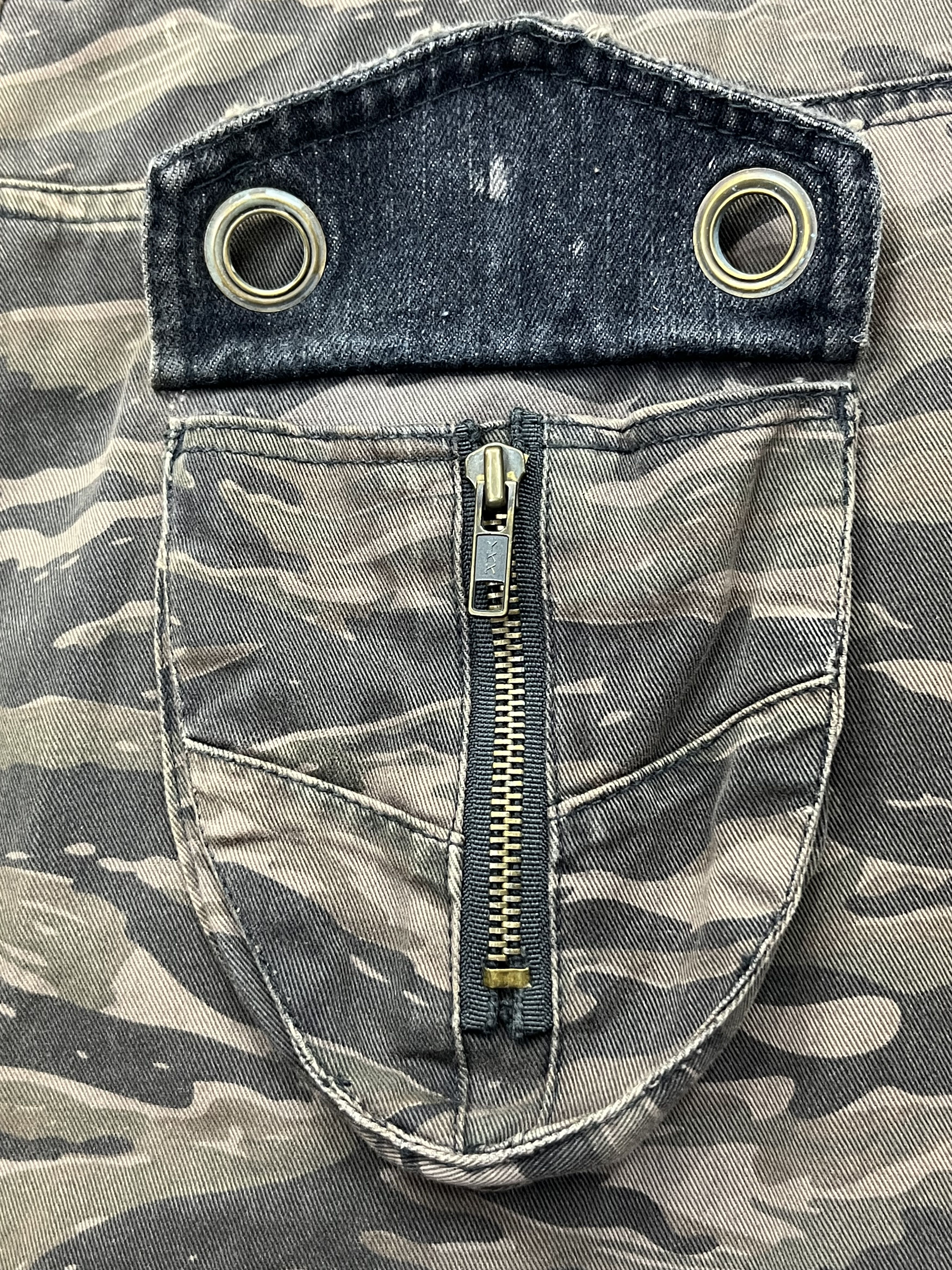 Japanese Brand 🔥TIGER STRIPES Seditionaries Punk Chain Bondage FLARE Pants Size US 29 - 13 Thumbnail