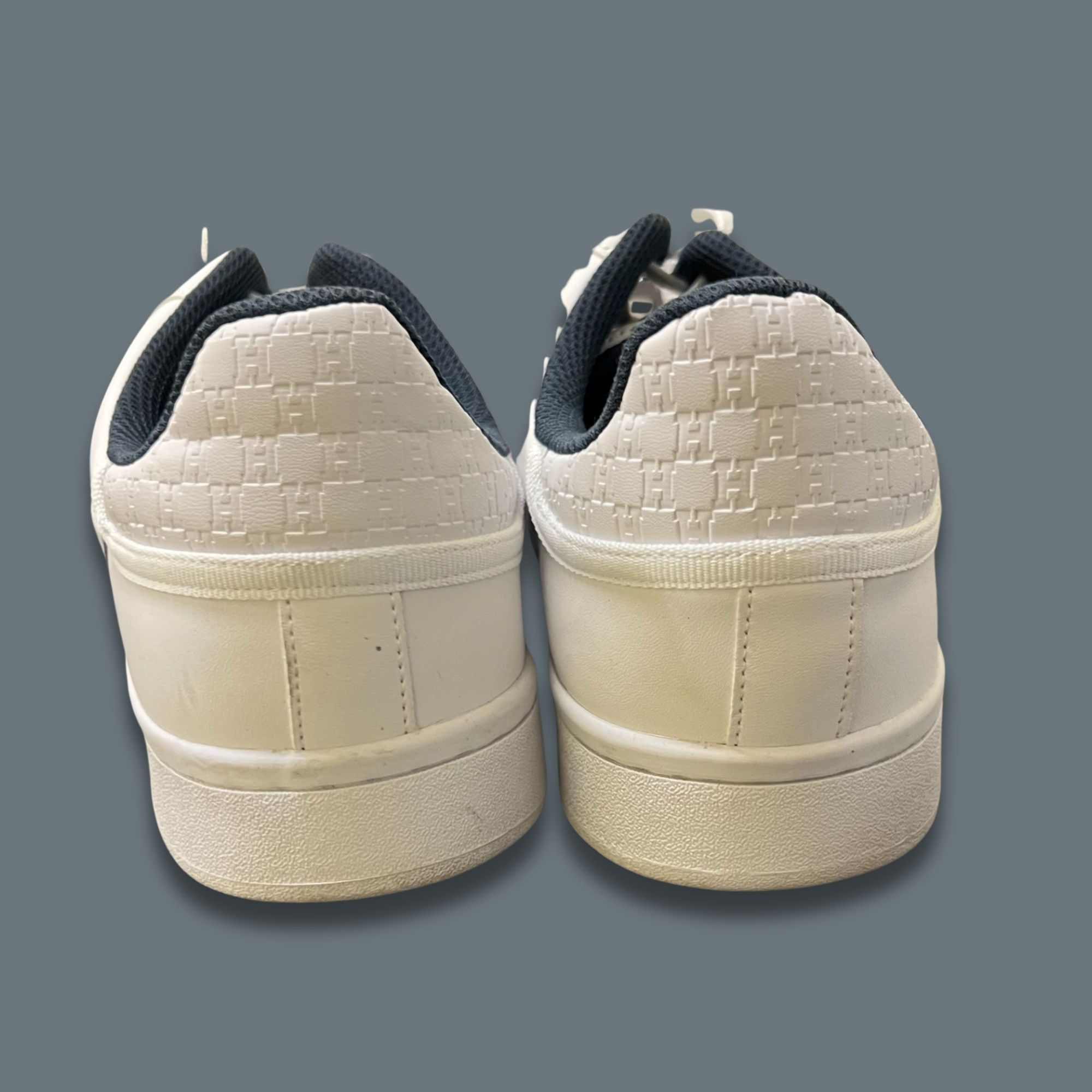 Tommy Hilfiger Tommy Hilfiger Lestyn White Perforated Sneakers Size 12 With Size US 12 / EU 45 - 7 Thumbnail