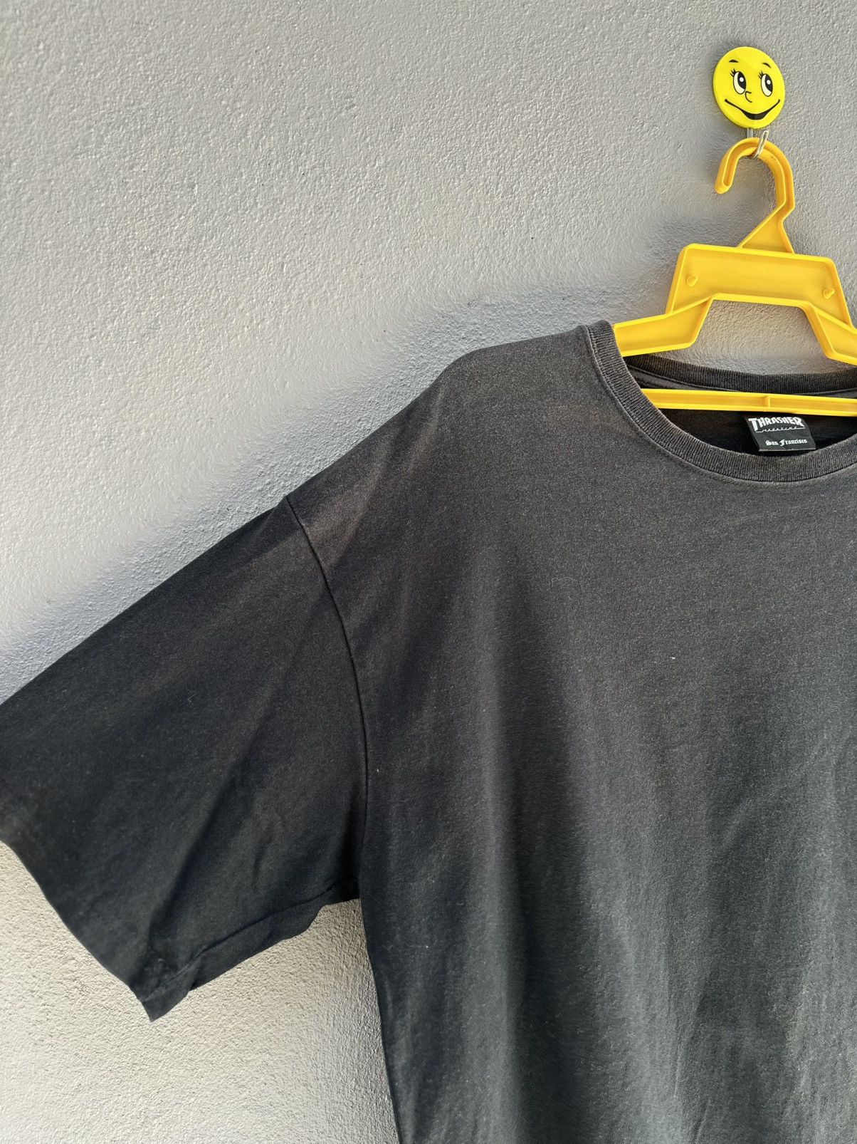 Girl Skateboards Thrashed Vintage Thrasher Megazine Skateboard Sun Faded Tee Size US L / EU 52-54 / 3 - 6 Thumbnail