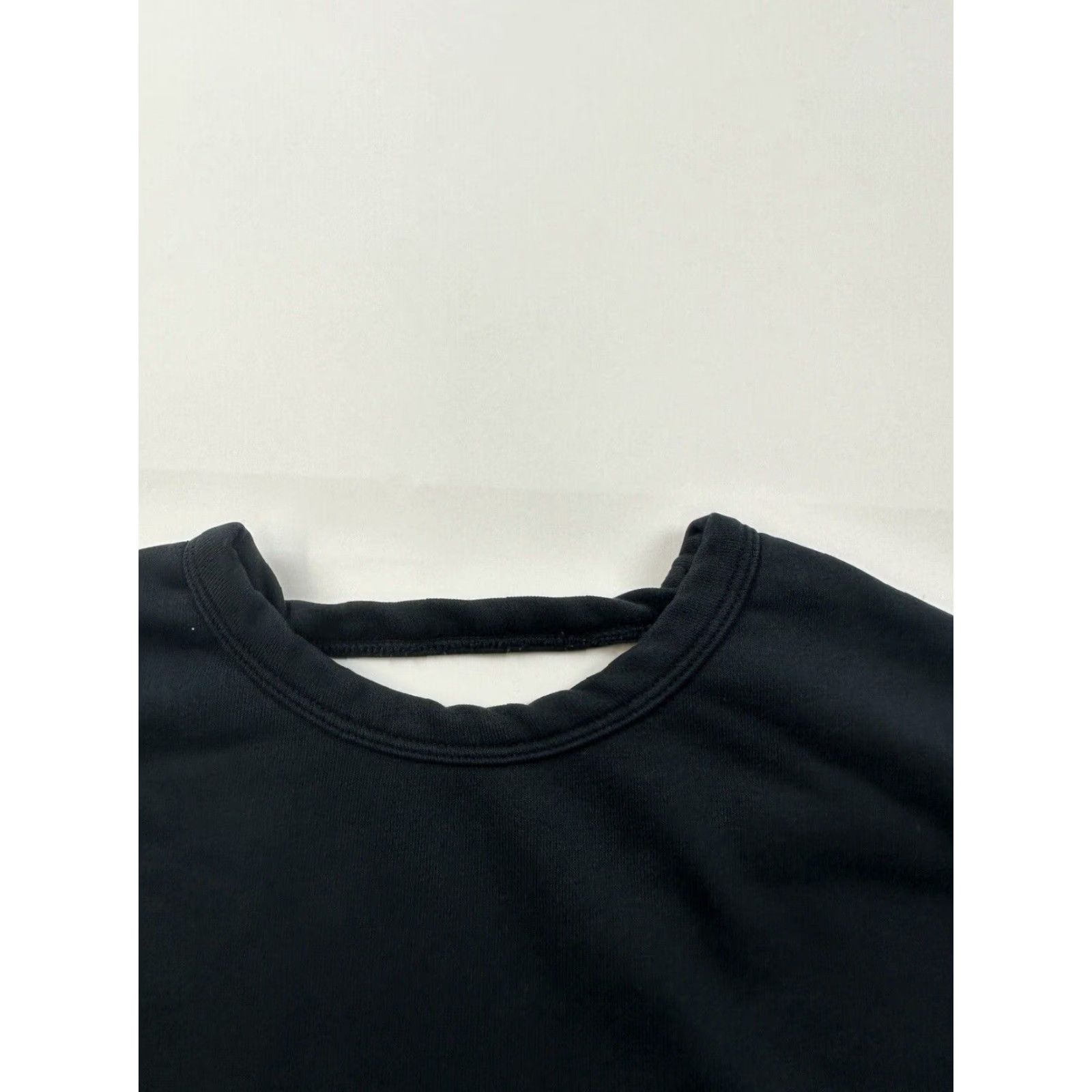 Nike Nike Sweatshirt Women’s Medium Black Pullover Crew Neck Versa Open Back Logo Activewear — M Women's Black Open-Back Pullover Sweatshirt Size M / US 6-8 / IT 42-44 - 3 Thumbnail