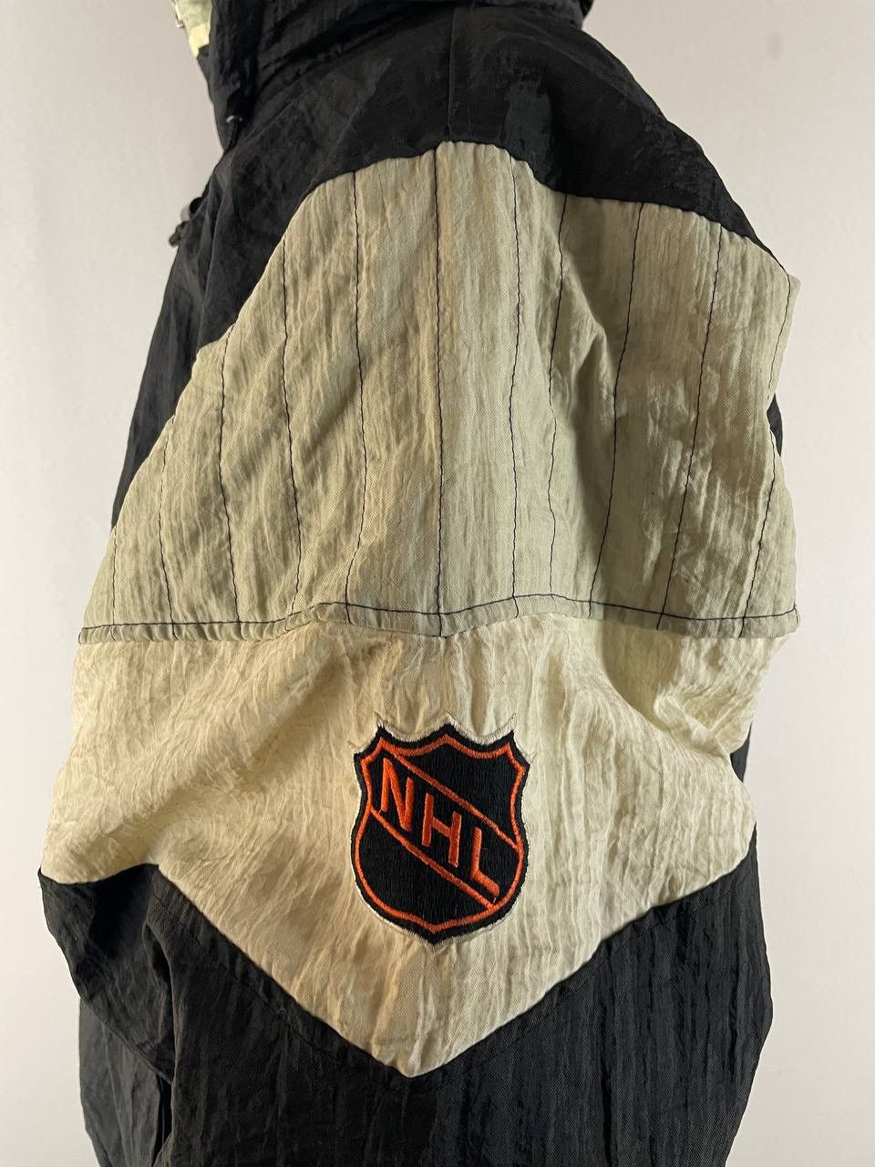 Starter Starter Vintage Jacket 1990s Los Angeles Kings NHL Size US XL / EU 56 / 4 - 10 Thumbnail