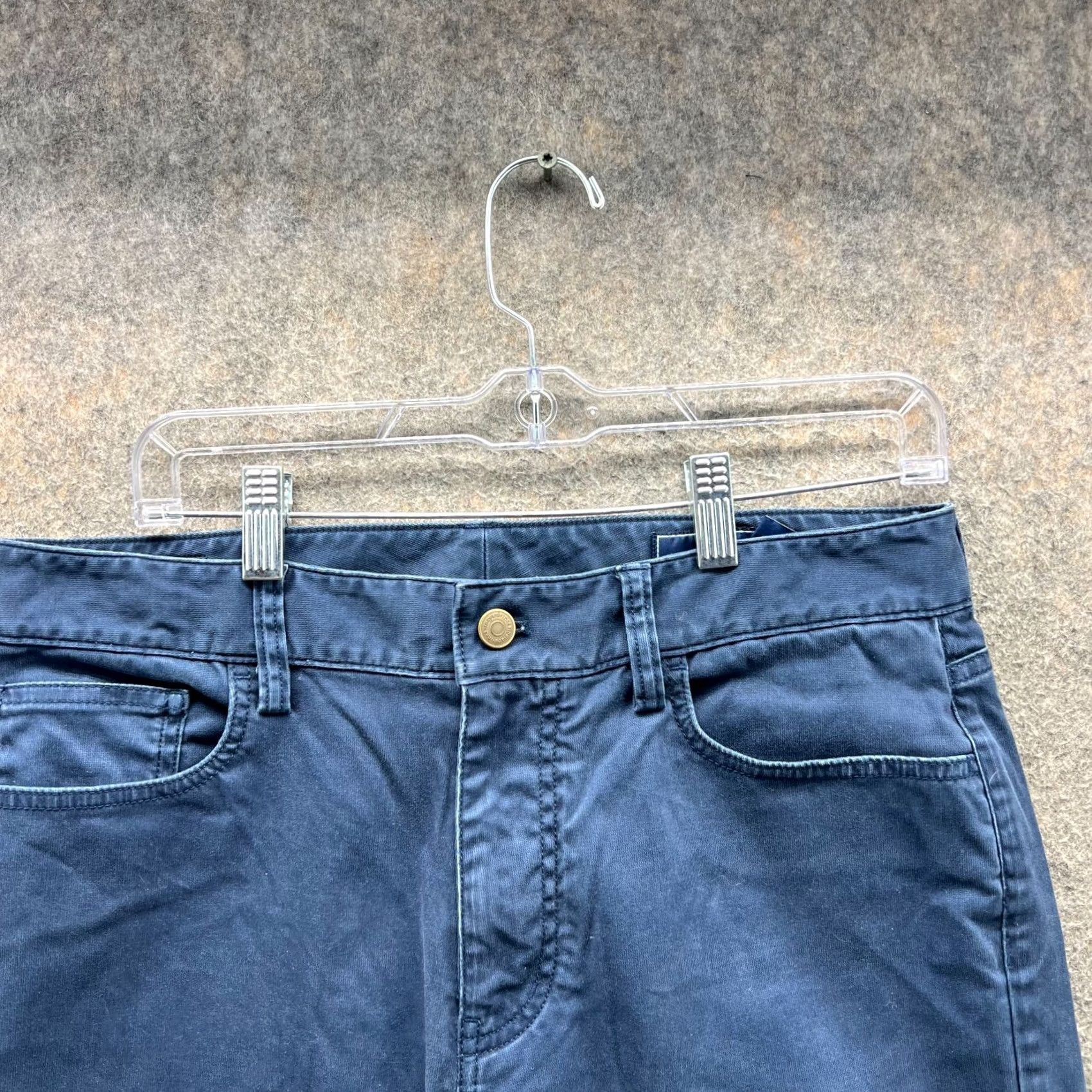 Vineyard Vines Vineyard Vines Pants 32x30 Blue Chino Flat Front Canvas Regular Slant/Pockets Men Vintage 90s? (decade not specified) Size US 32 / EU 48 - 4 Thumbnail
