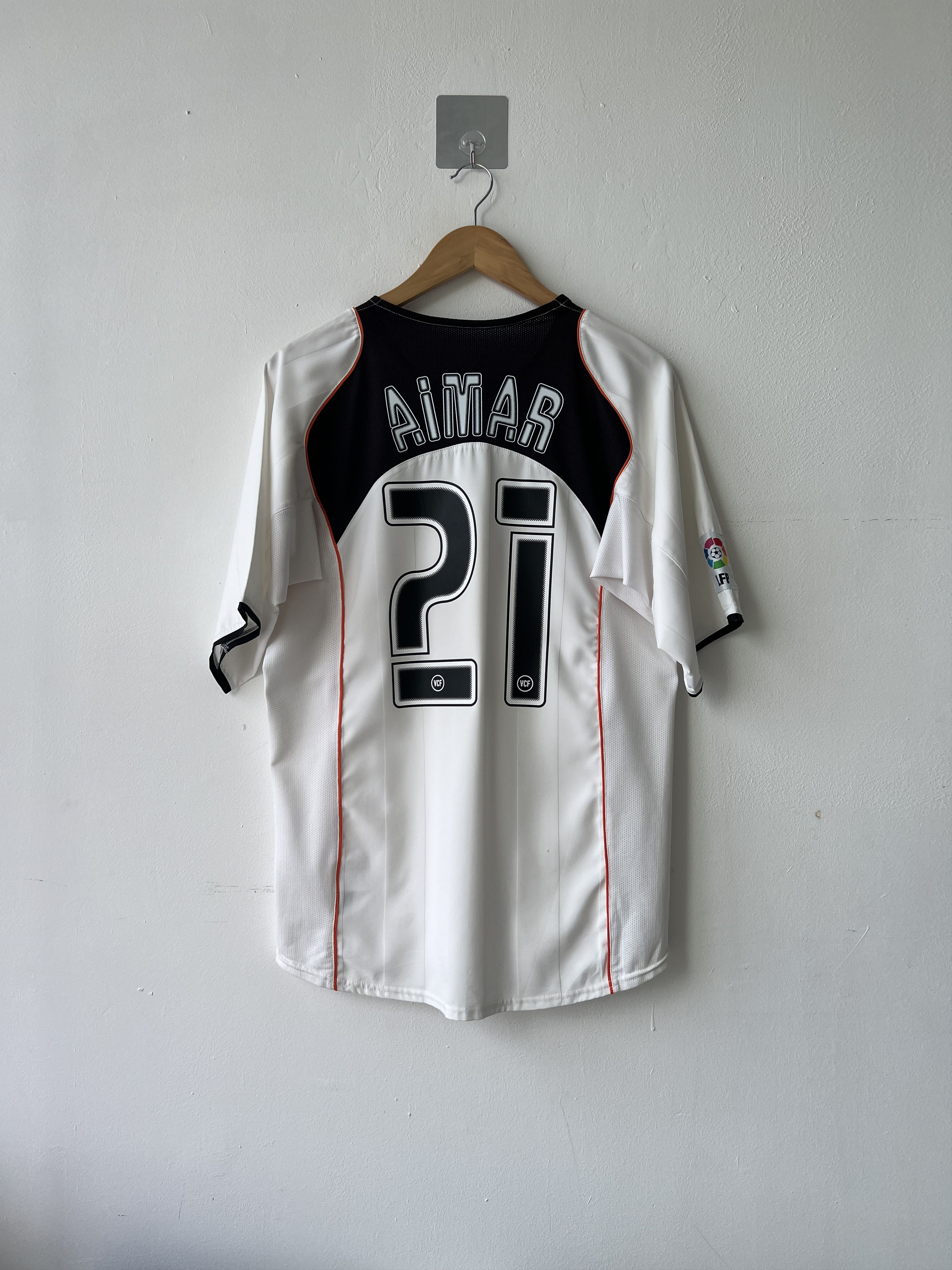 Nike (M) Valencia 2004-05 Home Kit Aimar #21 Size US M / EU 48-50 / 2 - 1 Thumbnail