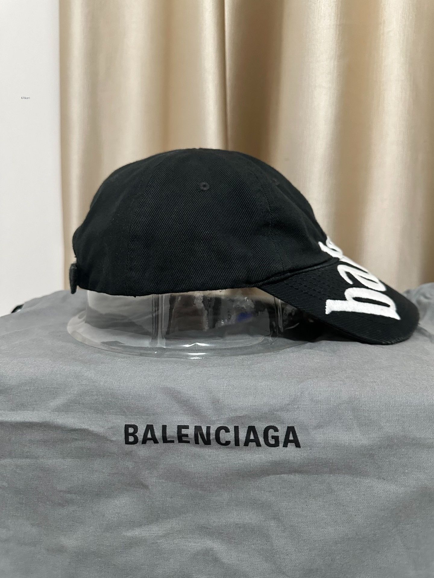 Balenciaga Balenciaga Distressed Logo Baseball Cap Size ONE SIZE - 2 Thumbnail
