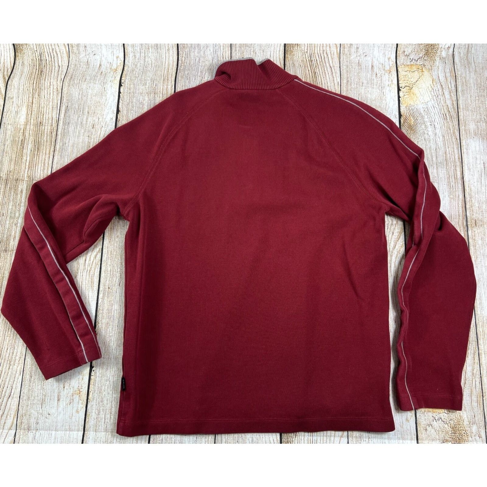 Hugo Boss HUGO BOSS Sweater Pullover Red Size L Distressed Mens Buttons 1/4 Snap Button Pullover - Pre owned Size US L / EU 52-54 / 3 - 2 Thumbnail