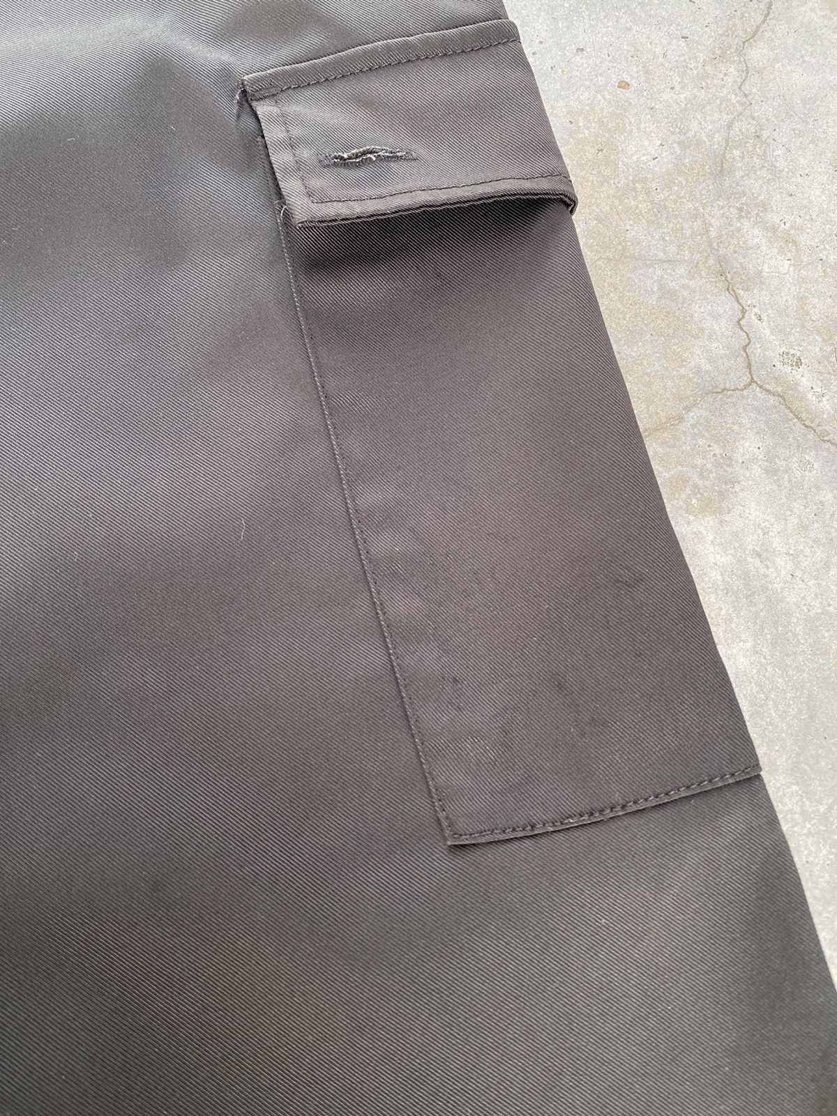 Oakley Vintage Oakley Small Logo Black Cargo Pants Size US 30 / EU 46 - 11 Thumbnail