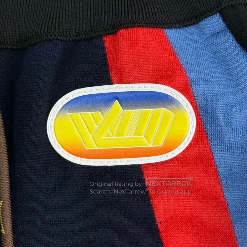 Louis Vuitton Louis Vuitton size xs Black, red and blue contrasting half Size US 28 / EU 44 - 7 Thumbnail