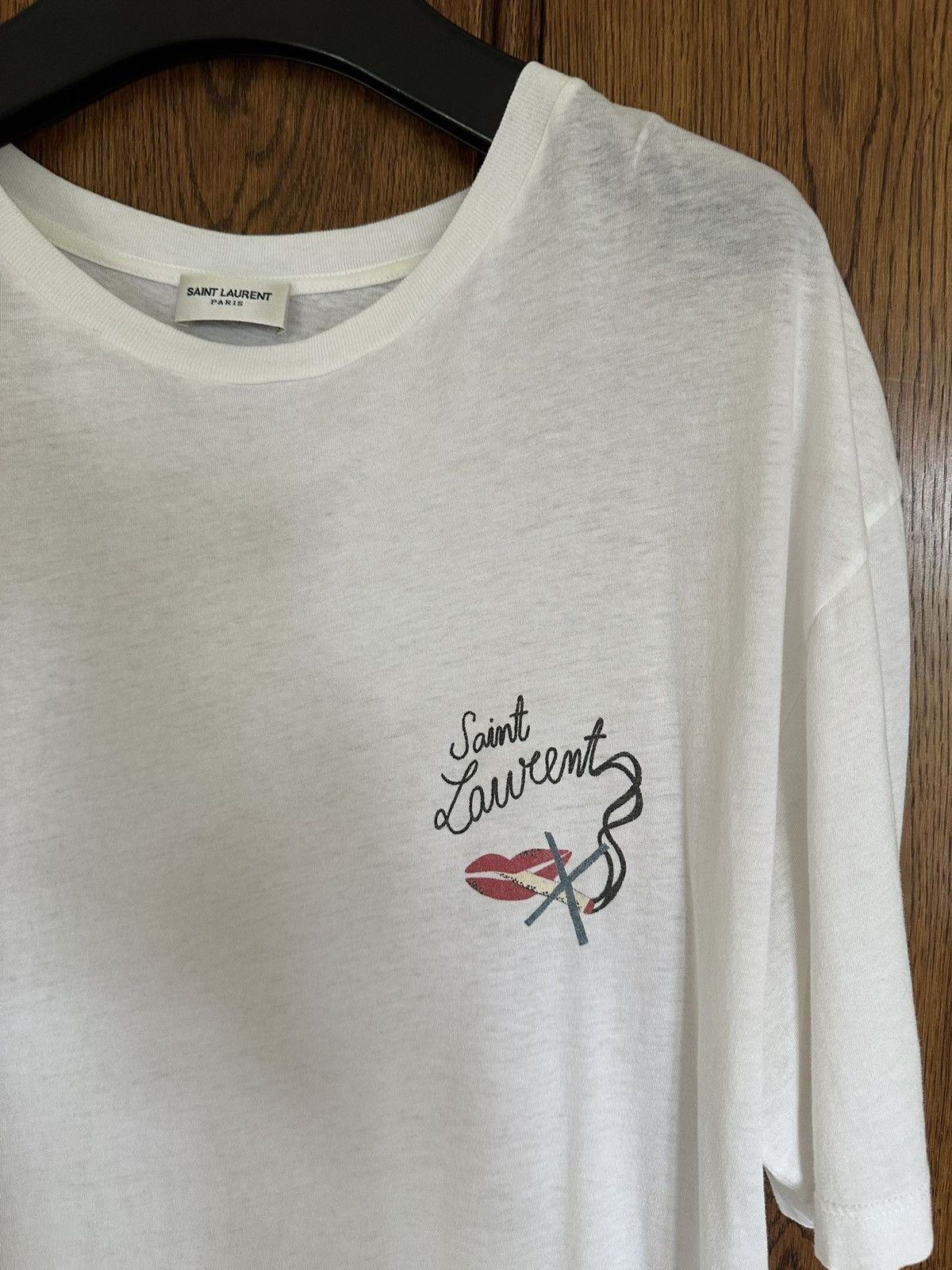 Saint Laurent Paris SS18 Saint Laurent white no smoking lips t shirt L Size US L / EU 52-54 / 3 - 8 Thumbnail
