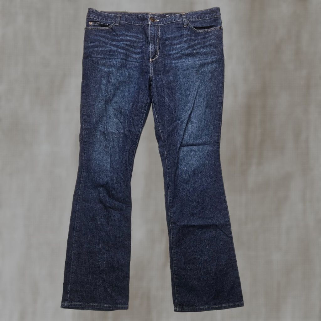 Eddie Bauer Eddie Bauer Jeans Bootcut Women 18R Blue Denim Pants Adult Womens 18R 5-Pocket Design Medium Wash Vintage No Size 40" / US 18 - 1 Thumbnail