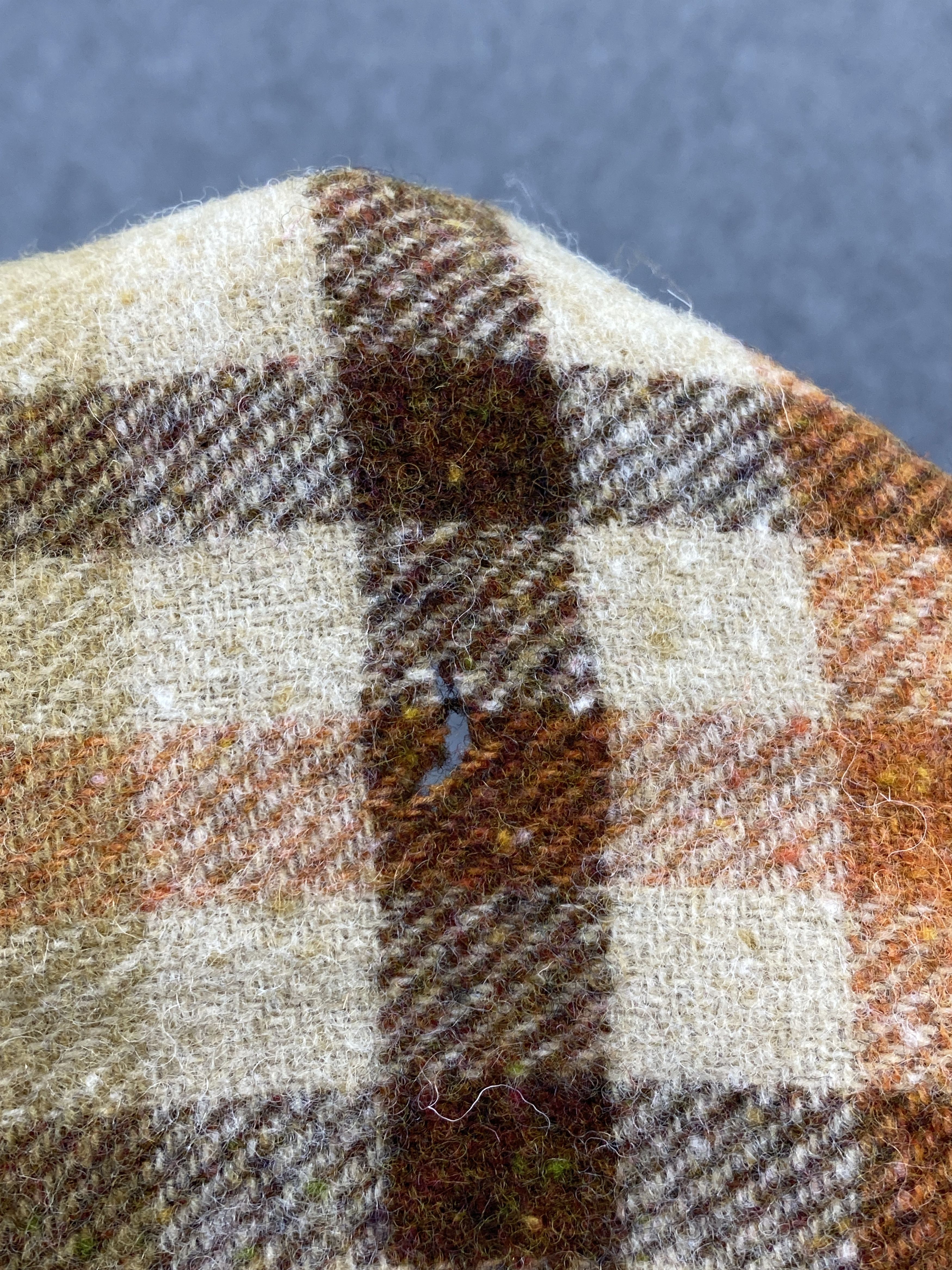 Johnstons Of Elgin Johnstons Of Elgin Scarf / Muffler / Neckwear SC0270 Size ONE SIZE - 7 Thumbnail