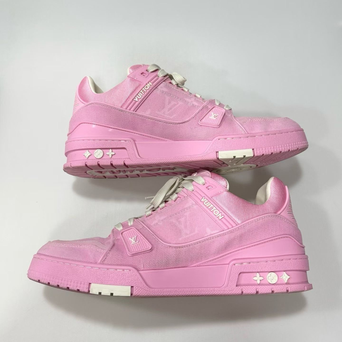 Louis Vuitton LV Trainer Pink Denim Original Box Size US 9.5 / EU 42-43 - 2 Thumbnail